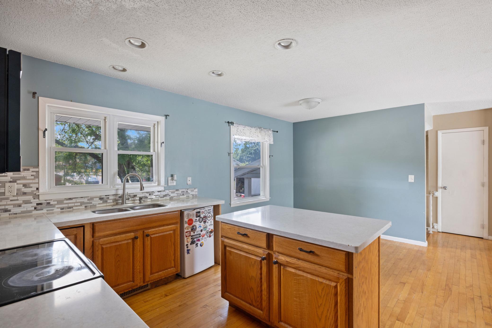 View of Residential at 893 Whitney Drive, Apple Valley MN 55124, Apple Valley (6 of 34) - Mike Wilen | Minnesota Team Real Estate