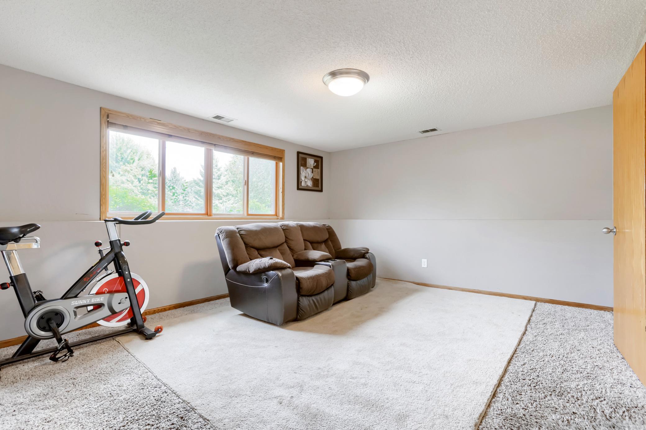 View of Residential at 10837 Mississippi Drive, Brooklyn Park MN 55443, Brooklyn Park (11 of 33) - Mike Wilen | Minnesota Team Real Estate