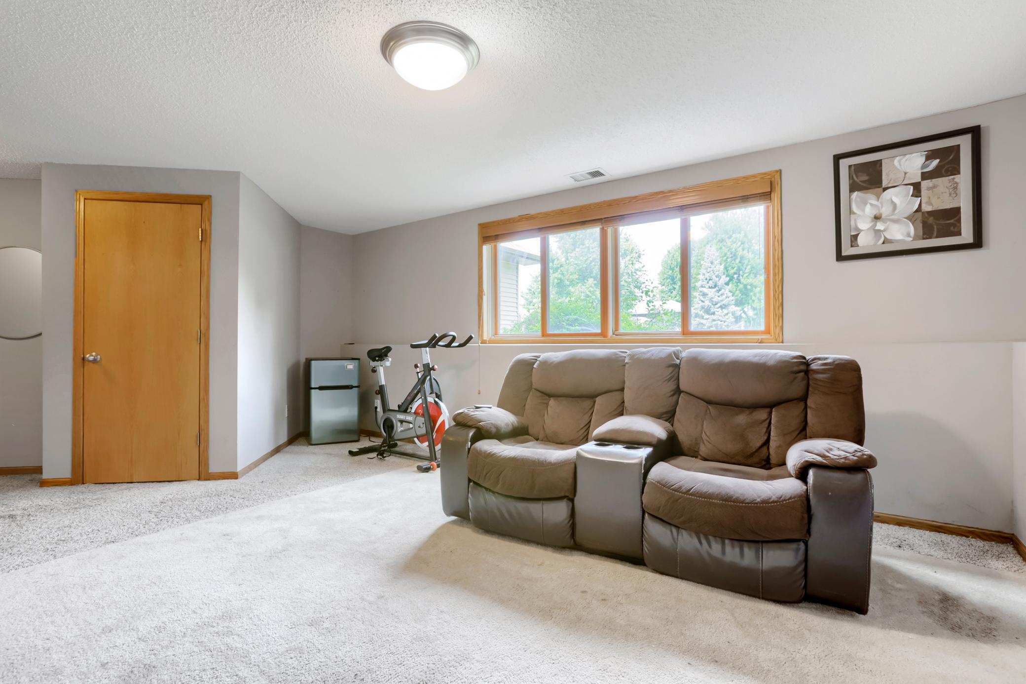View of Residential at 10837 Mississippi Drive, Brooklyn Park MN 55443, Brooklyn Park (10 of 33) - Mike Wilen | Minnesota Team Real Estate