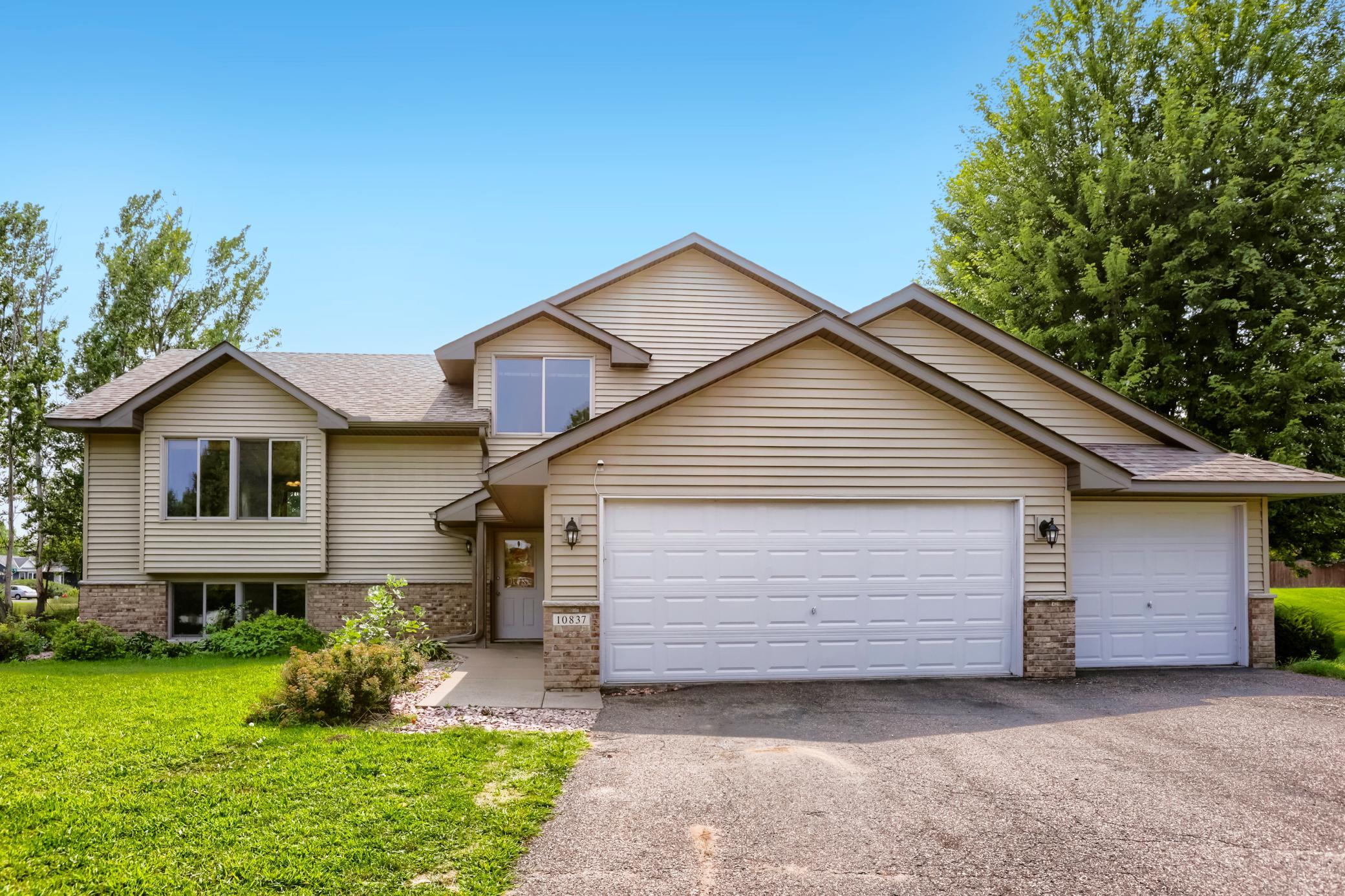 View of Single Family at 10837 Mississippi Drive, Brooklyn Park - Mike Wilen | Minnesota Team Real Estate