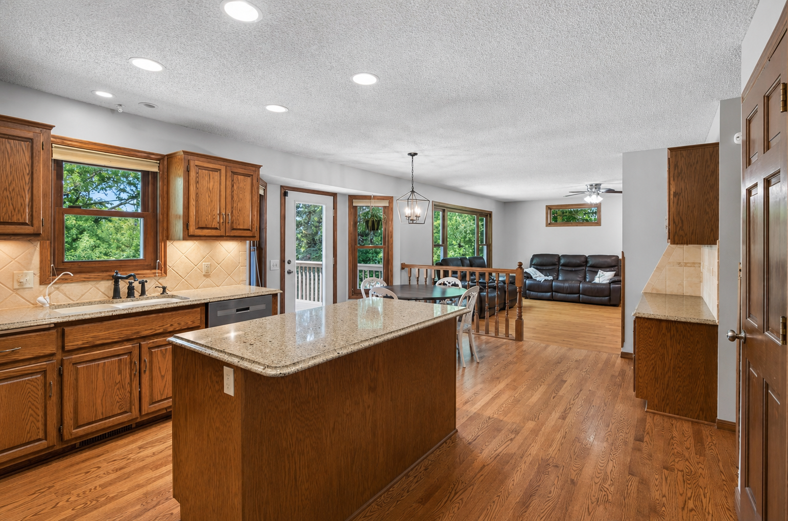 View of Residential at 17664 Kettering Trail, Lakeville MN 55044, Lakeville (5 of 34) - Mike Wilen | Minnesota Team Real Estate