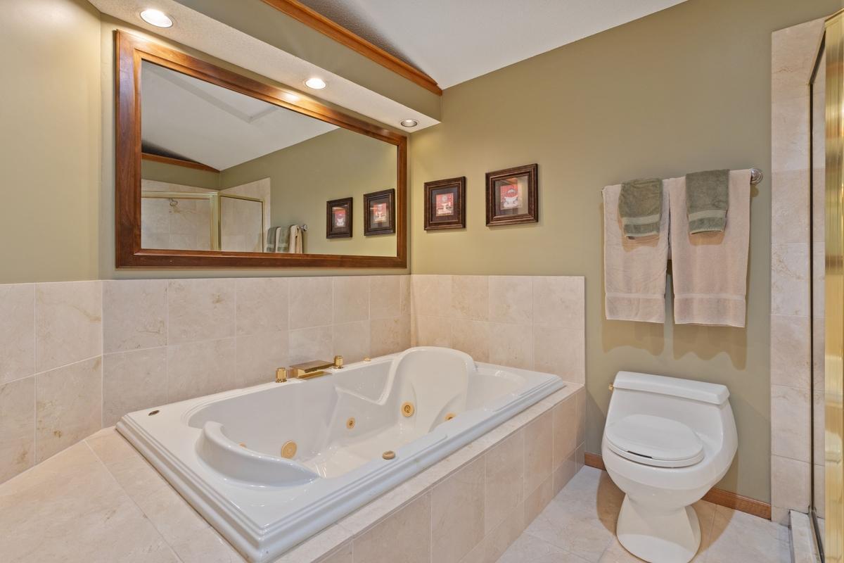View of Residential at 7020 Beacon Circle, Eden Prairie MN 55346, Eden Prairie (23 of 36) - Mike Wilen | Minnesota Team Real Estate