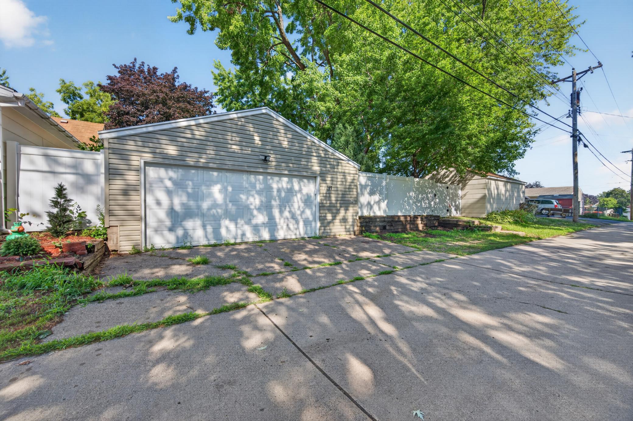 View of Residential at 1217 7th Avenue, South Saint Paul MN 55075, South Saint Paul (31 of 35) - Mike Wilen | Minnesota Team Real Estate