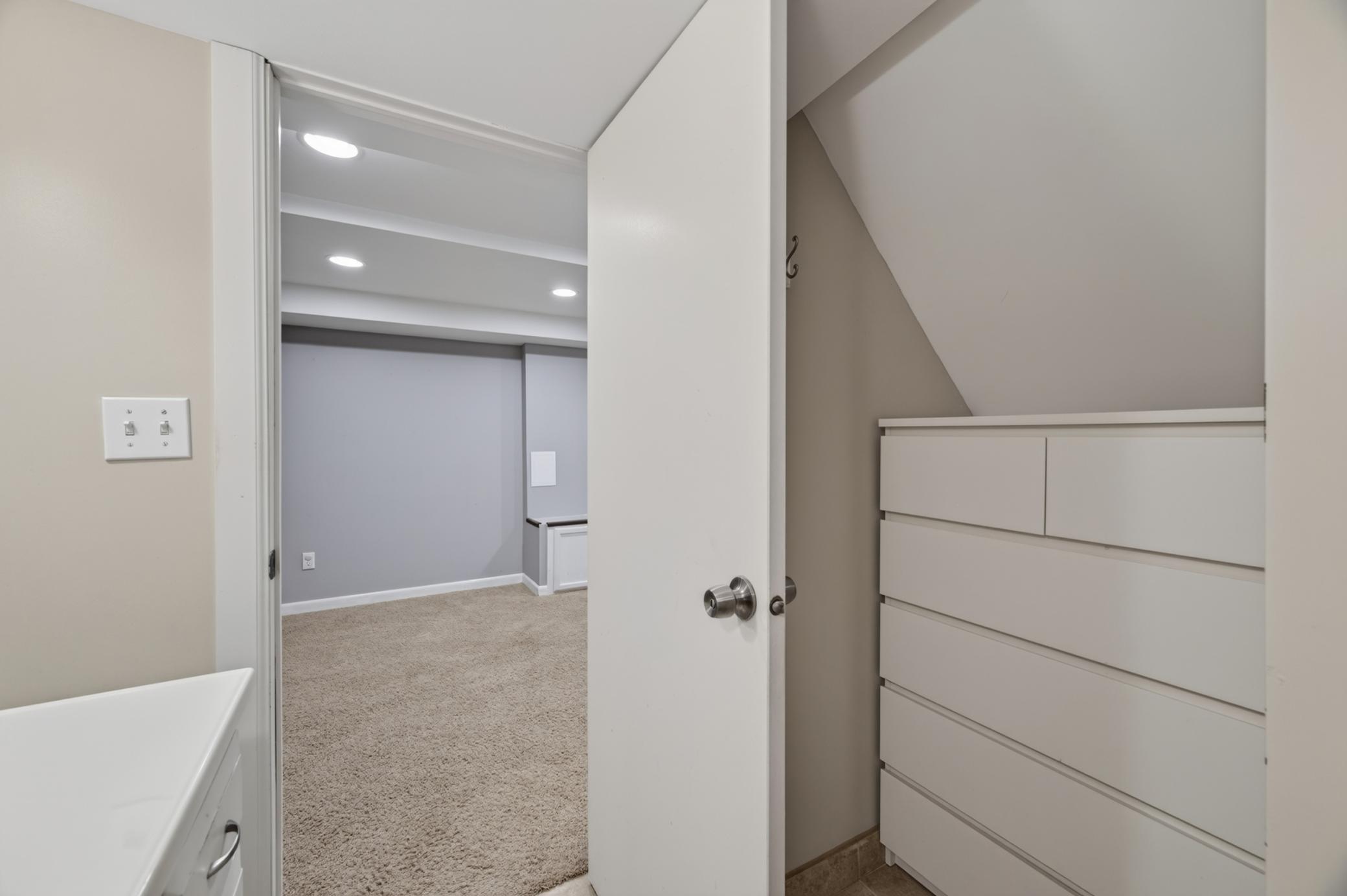 View of Residential at 1217 7th Avenue, South Saint Paul MN 55075, South Saint Paul (21 of 35) - Mike Wilen | Minnesota Team Real Estate