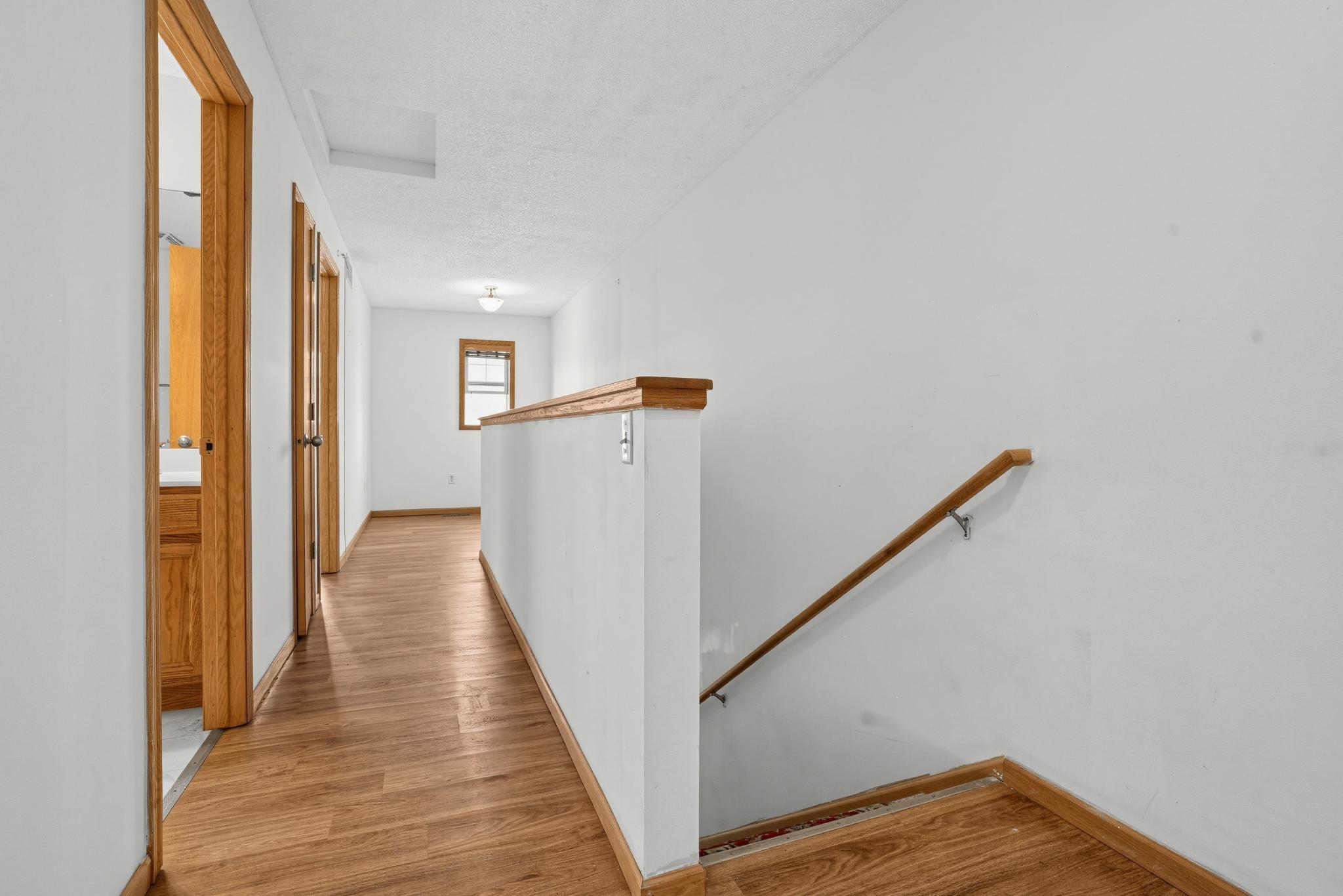 View of Residential at 1473 Magnolia Avenue, Saint Paul MN 55106, Saint Paul (15 of 35) - Mike Wilen | Minnesota Team Real Estate
