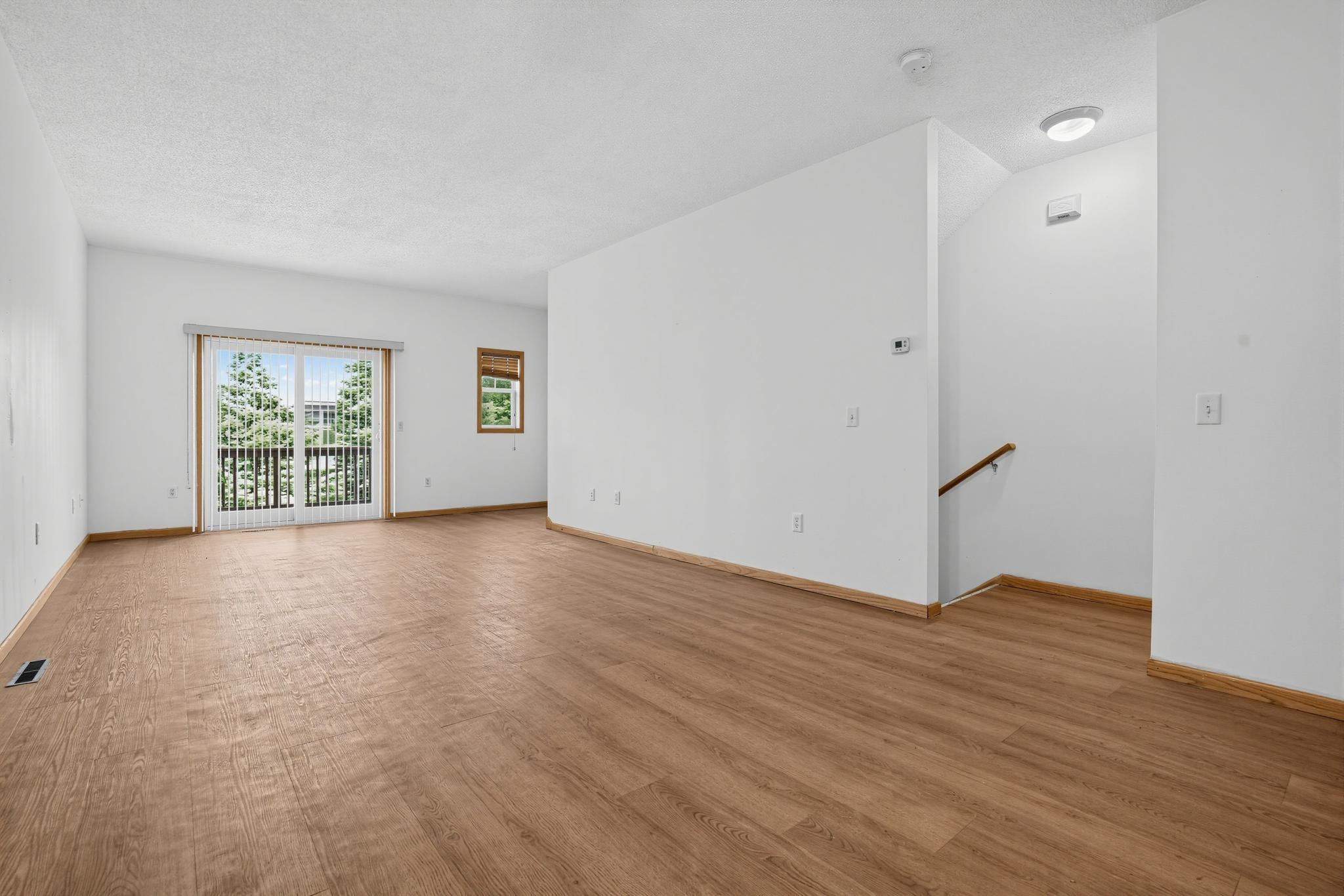 View of Residential at 1473 Magnolia Avenue, Saint Paul MN 55106, Saint Paul (23 of 40) - Mike Wilen | Minnesota Team Real Estate