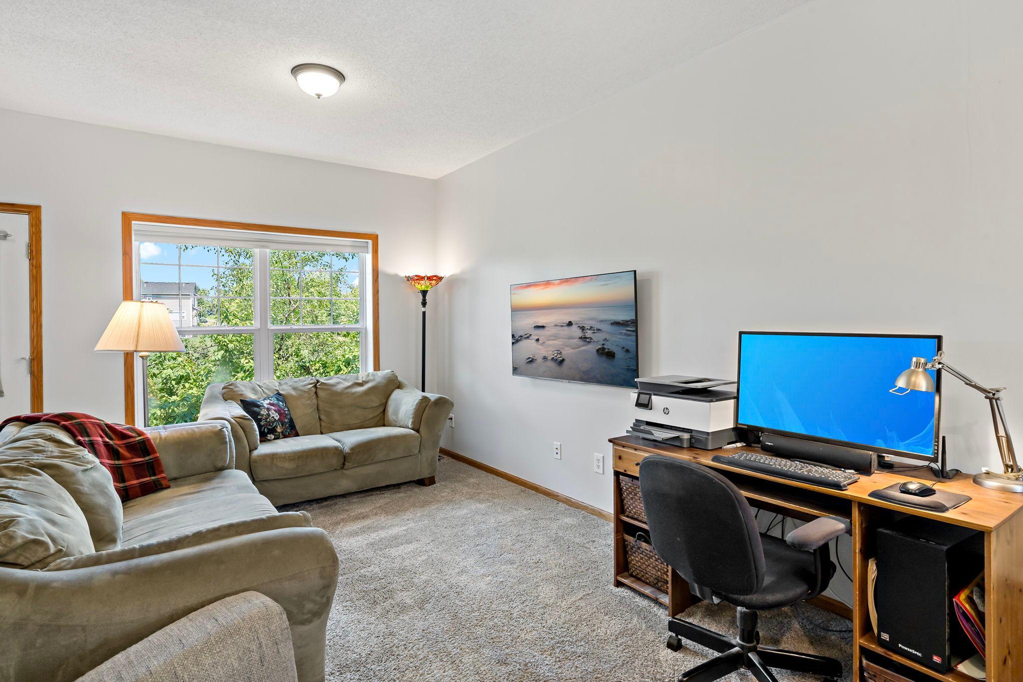 View of Residential at 2935 Hemingway Drive, Chaska MN 55318, Chaska (12 of 28) - Mike Wilen | Minnesota Team Real Estate