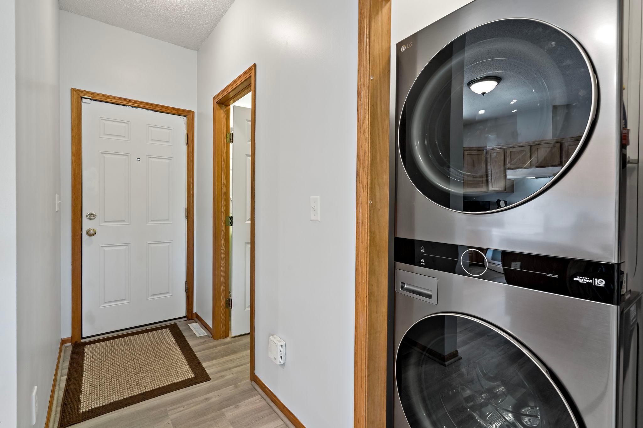 View of Residential at 2935 Hemingway Drive, Chaska MN 55318, Chaska (9 of 28) - Mike Wilen | Minnesota Team Real Estate