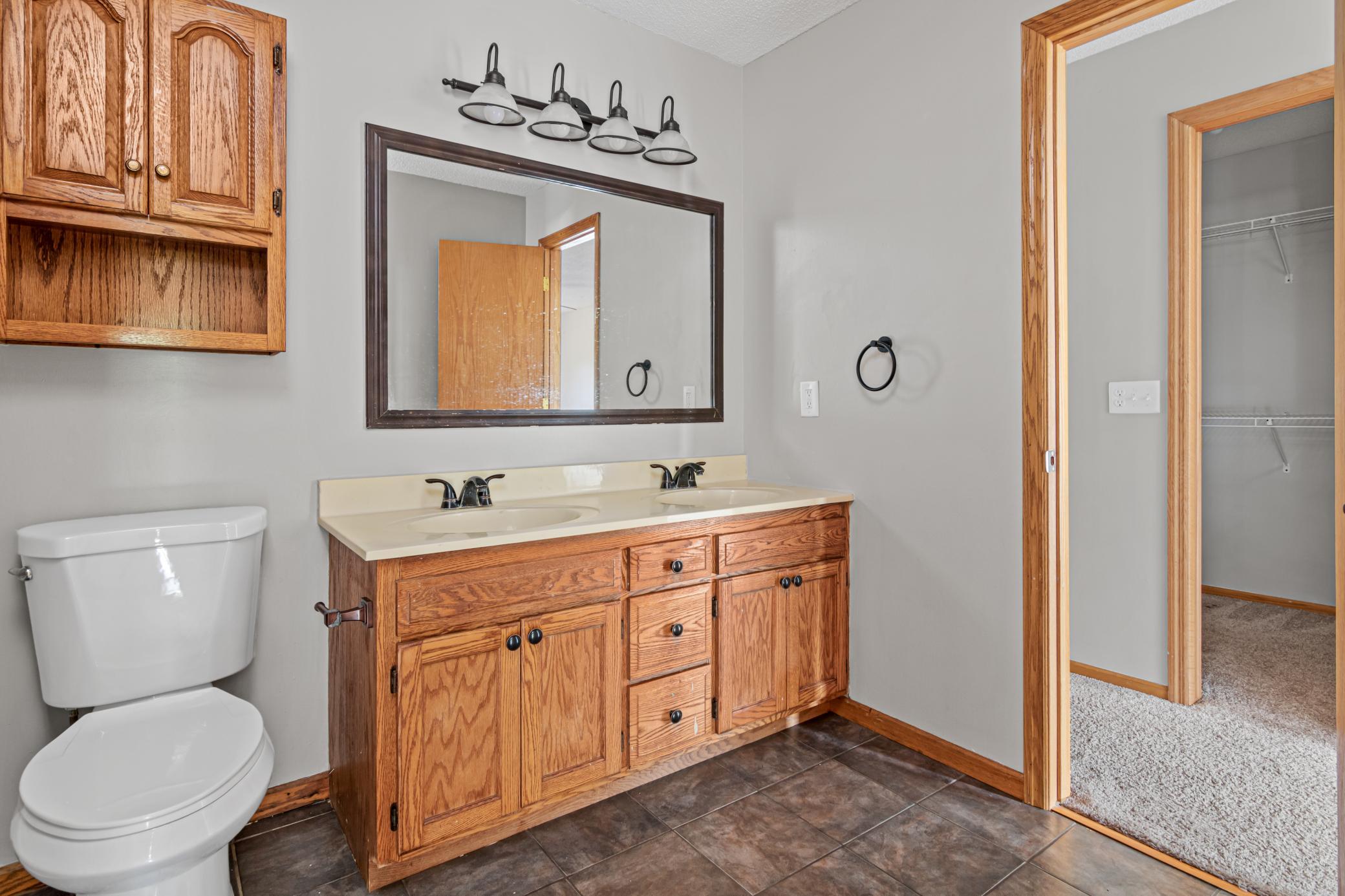 View of Residential at 1048 Aston Circle, Burnsville MN 55337, Burnsville (16 of 21) - Mike Wilen | Minnesota Team Real Estate