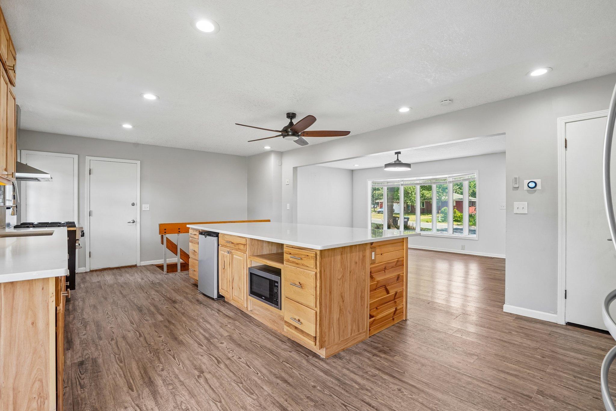 View of Residential at 15204 Lead Street, Burnsville MN 55306, Burnsville (18 of 40) - Mike Wilen | Minnesota Team Real Estate