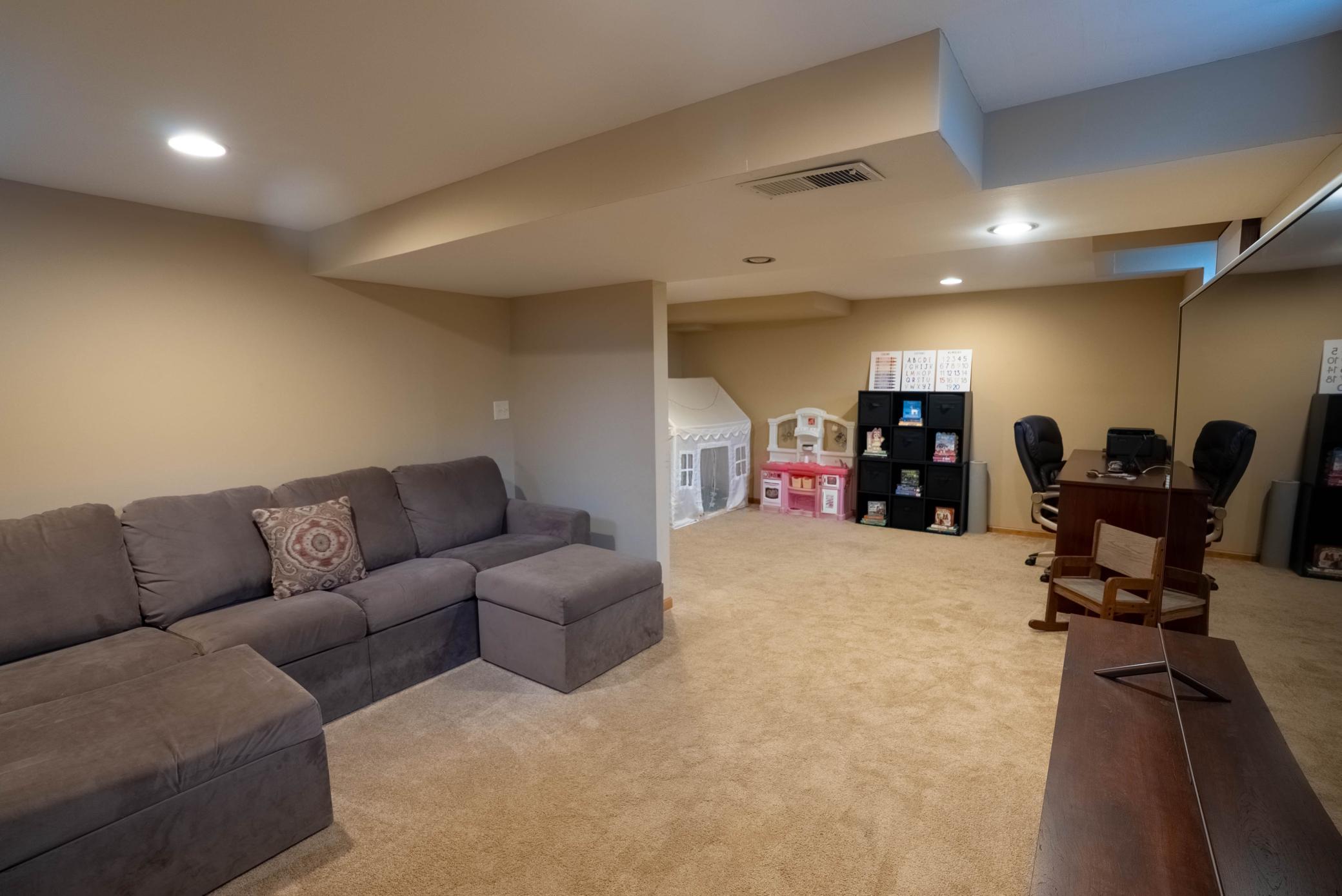 View of Residential at 560 115th Avenue, Coon Rapids MN 55448, Coon Rapids (40 of 46) - Mike Wilen | Minnesota Team Real Estate