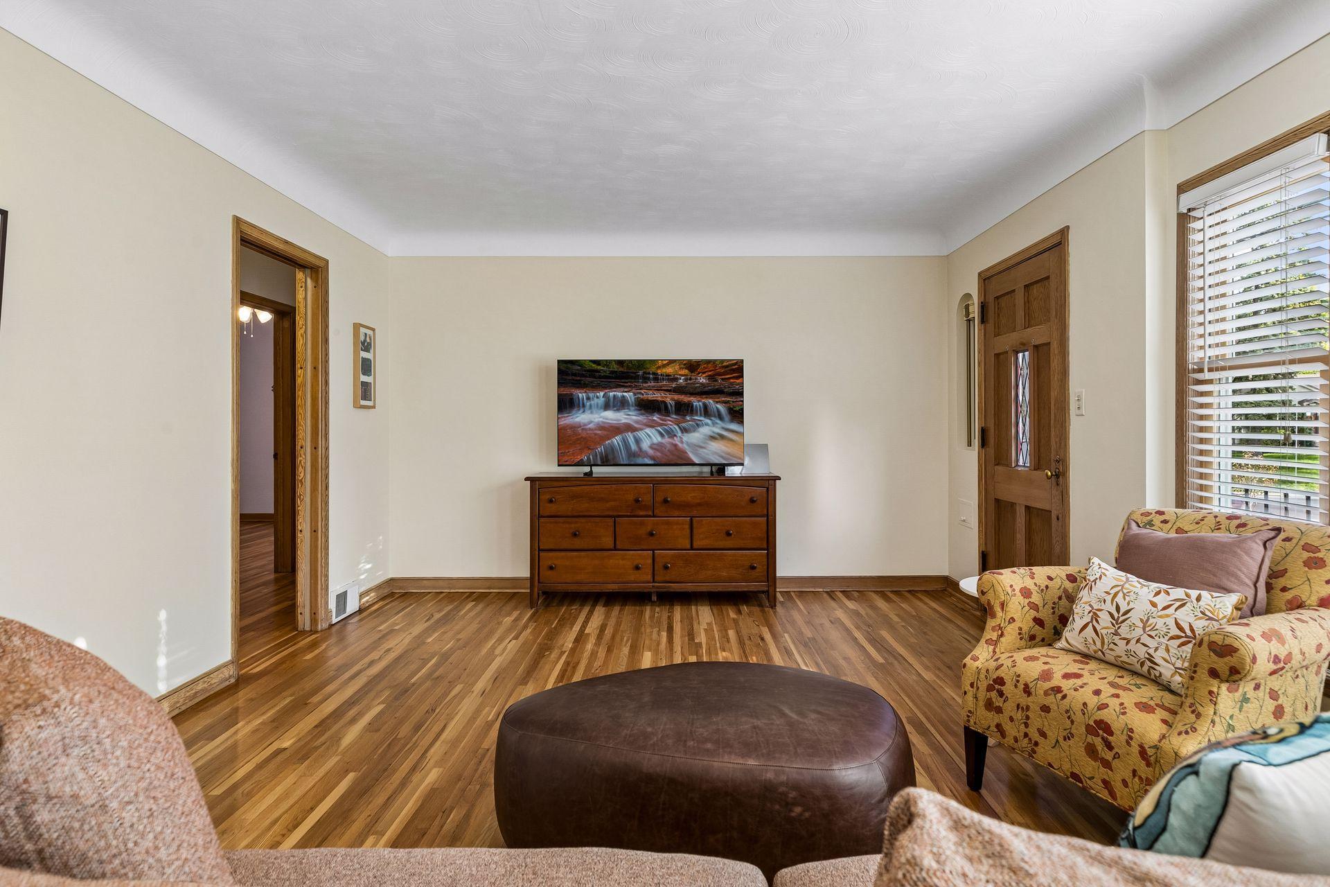 View of Residential at 899 Fairview Avenue, Saint Paul MN 55116, Saint Paul (7 of 39) - Mike Wilen | Minnesota Team Real Estate