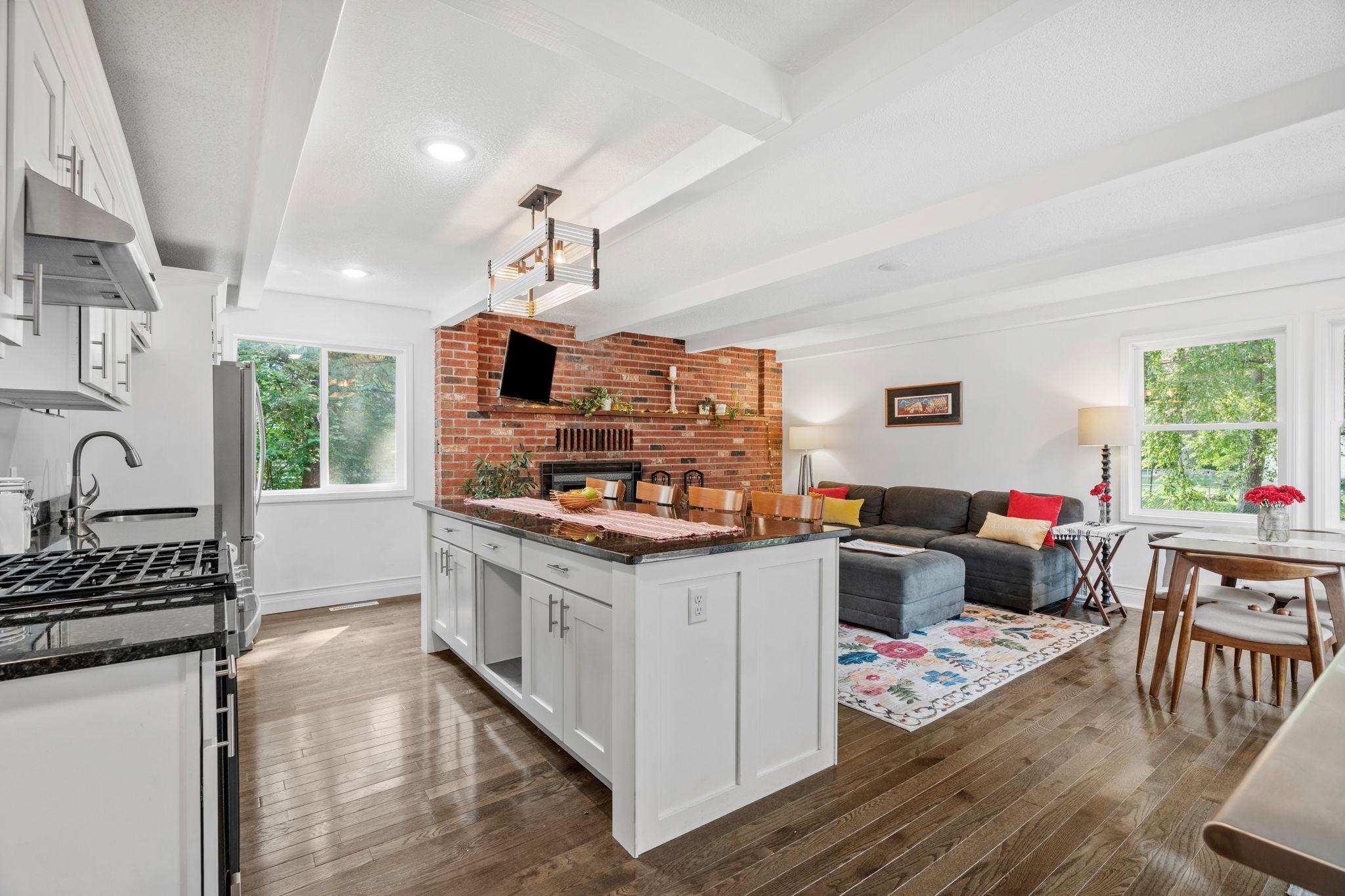 View of Residential at 832 Lovell Avenue, Roseville MN 55113, Roseville (7 of 22) - Mike Wilen | Minnesota Team Real Estate
