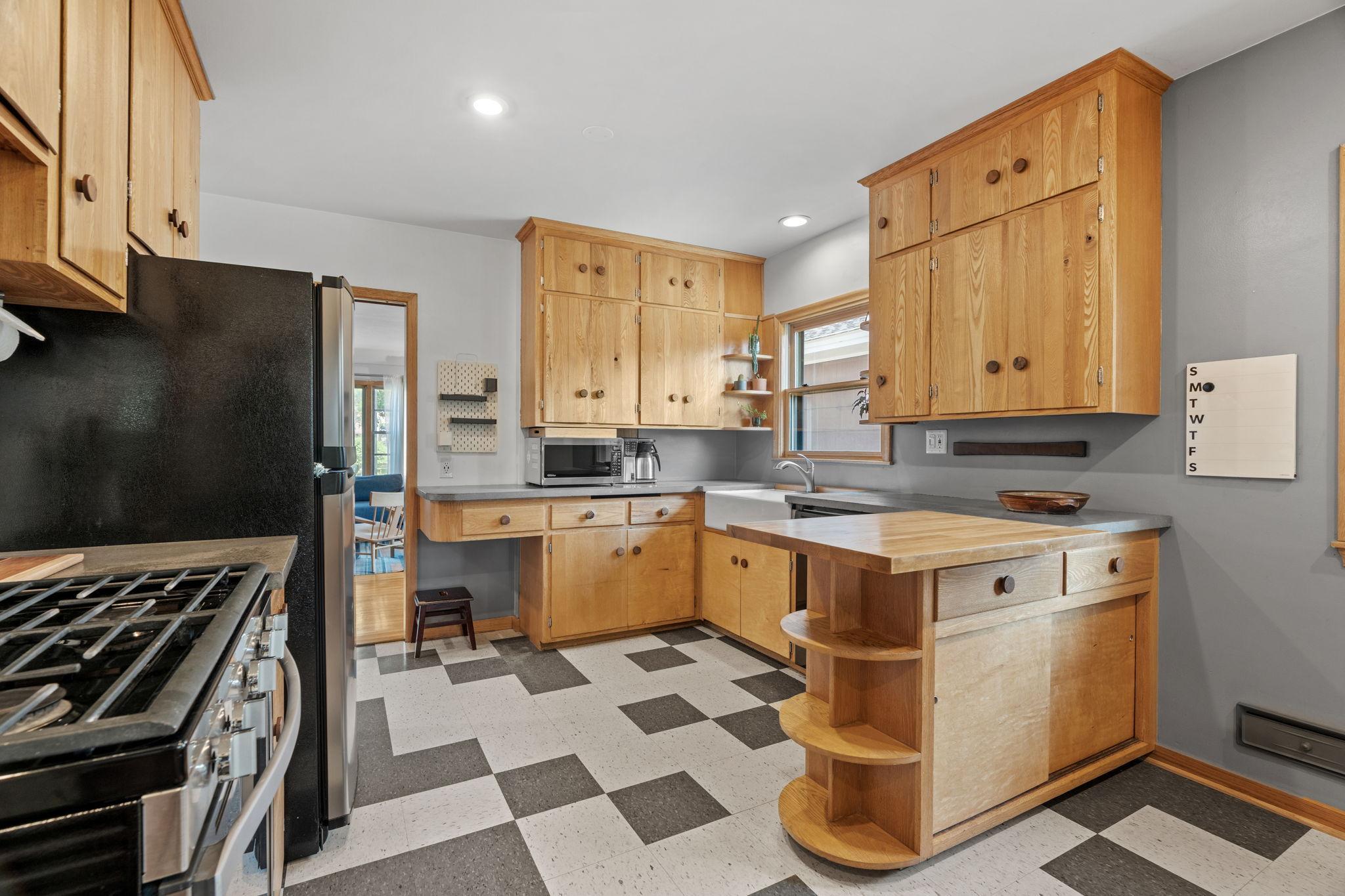 View of Residential at 4339 Penn Avenue, Minneapolis MN 55412, Minneapolis (13 of 48) - Mike Wilen | Minnesota Team Real Estate