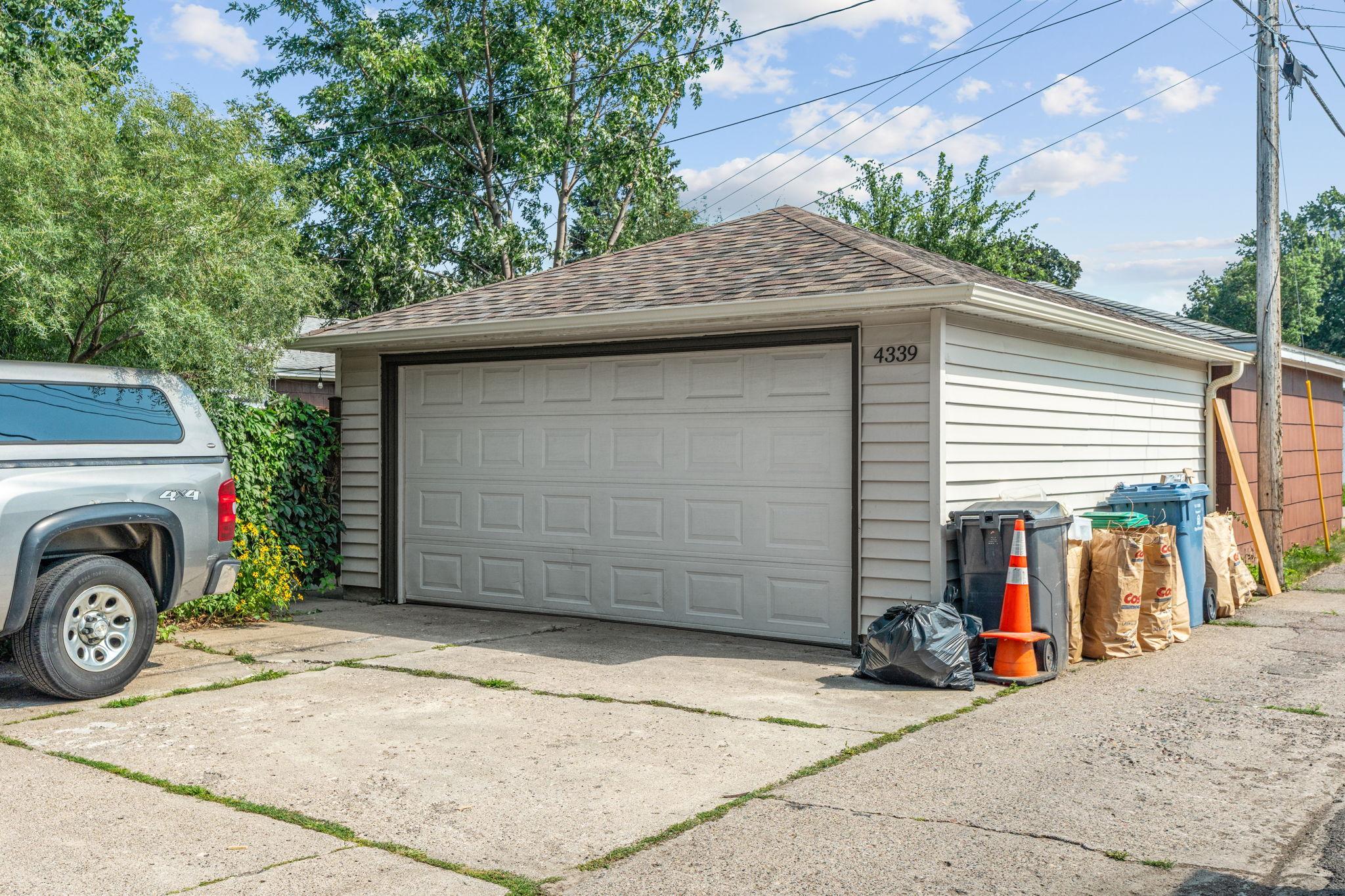 View of Residential at 4339 Penn Avenue, Minneapolis MN 55412, Minneapolis (43 of 48) - Mike Wilen | Minnesota Team Real Estate