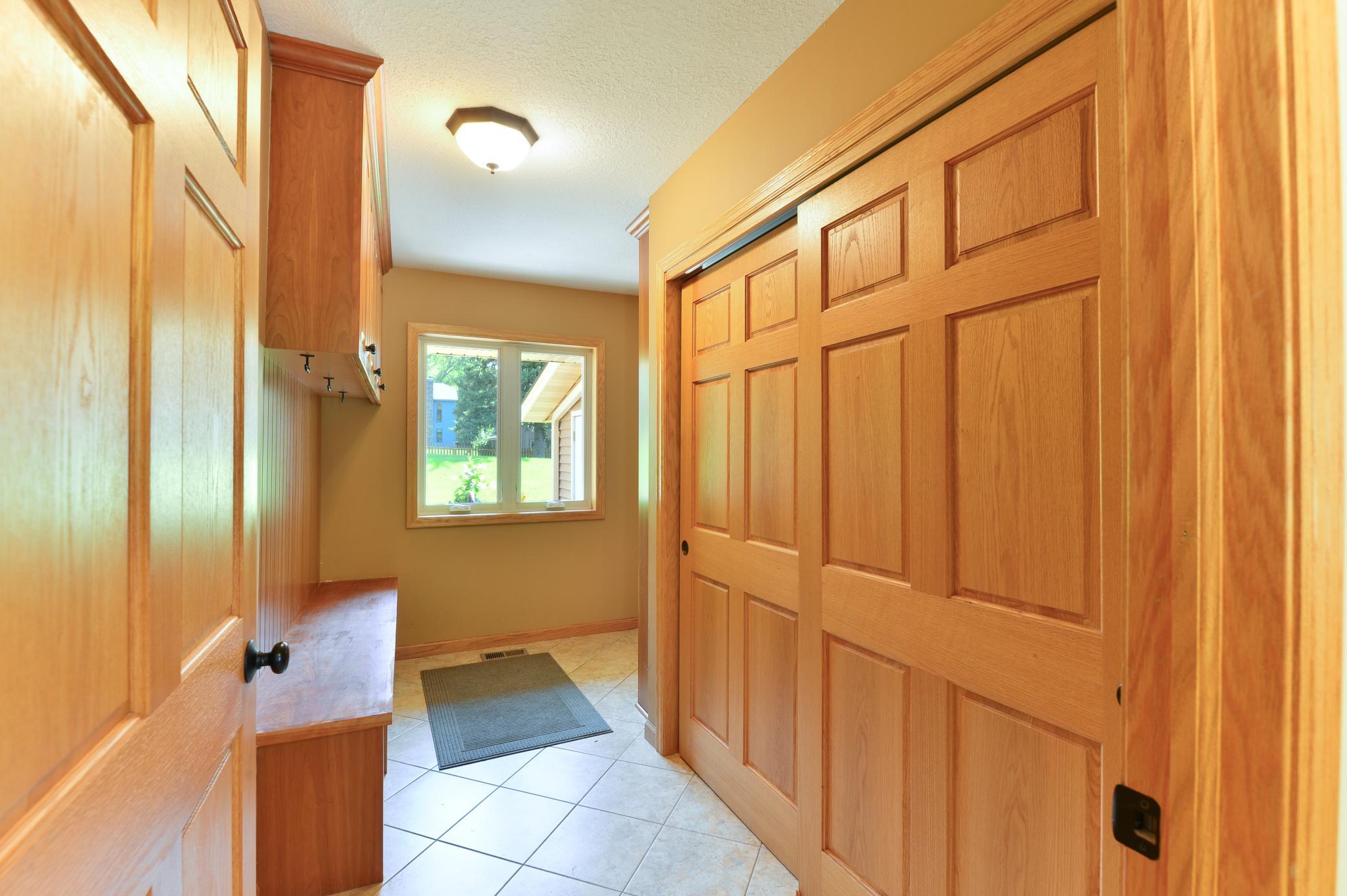View of Residential at 17400 Barrington Court, Minnetonka MN 55345, Minnetonka (25 of 36) - Mike Wilen | Minnesota Team Real Estate
