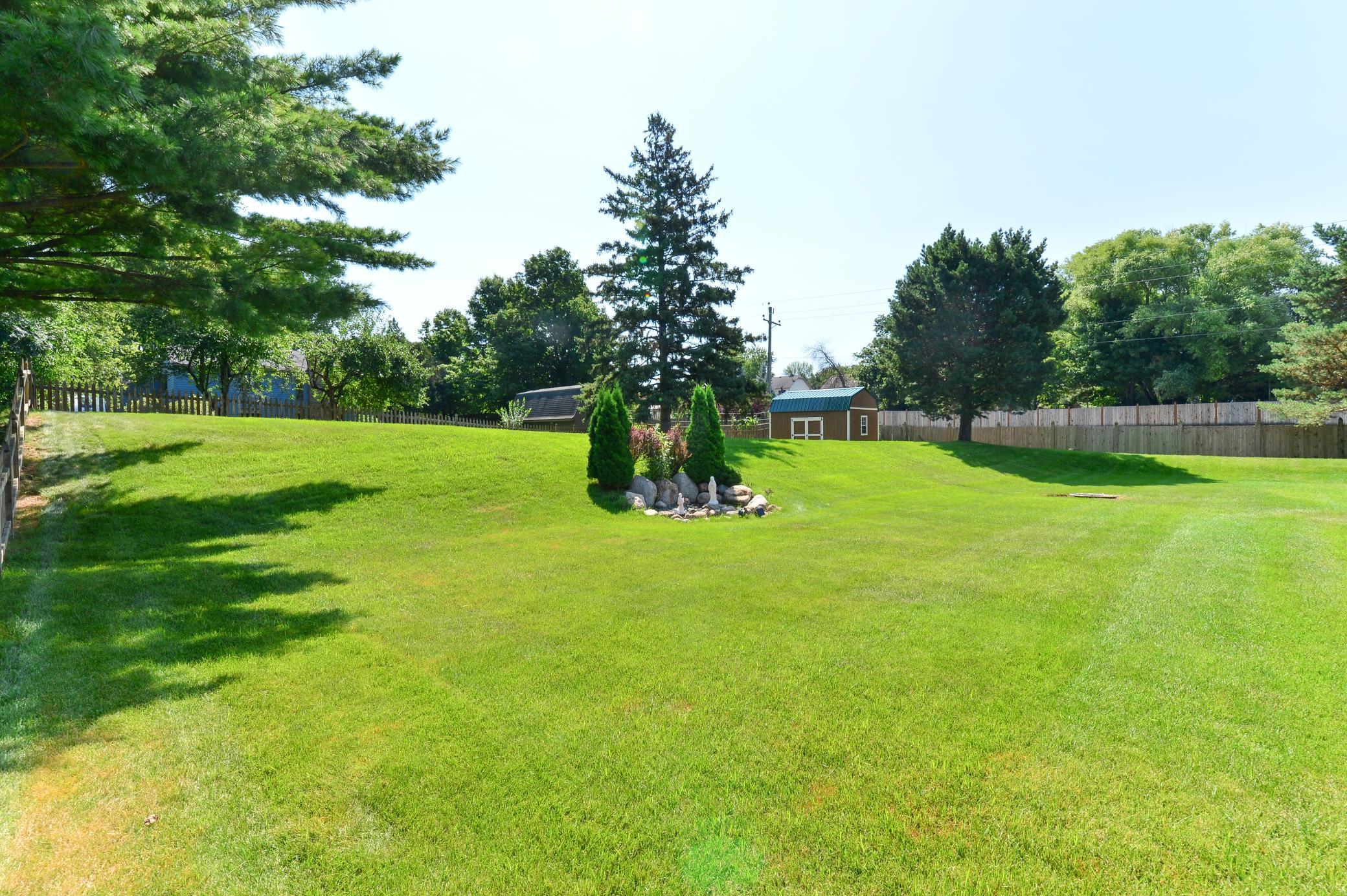 View of Residential at 17400 Barrington Court, Minnetonka MN 55345, Minnetonka (9 of 36) - Mike Wilen | Minnesota Team Real Estate