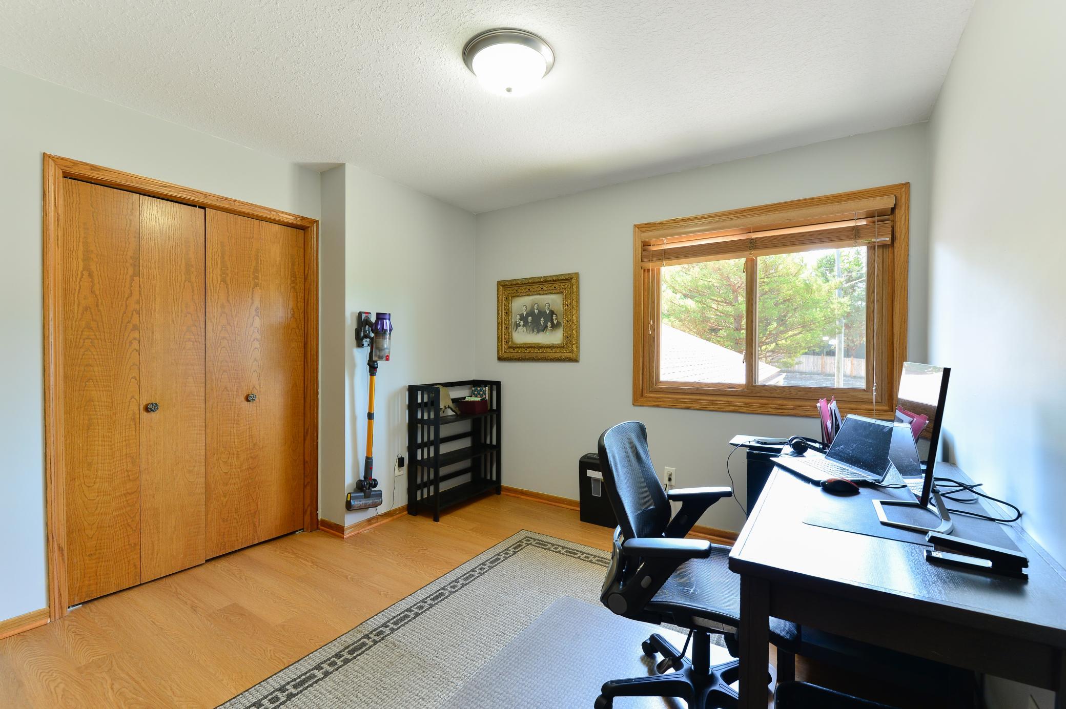 View of Residential at 17400 Barrington Court, Minnetonka MN 55345, Minnetonka (22 of 36) - Mike Wilen | Minnesota Team Real Estate