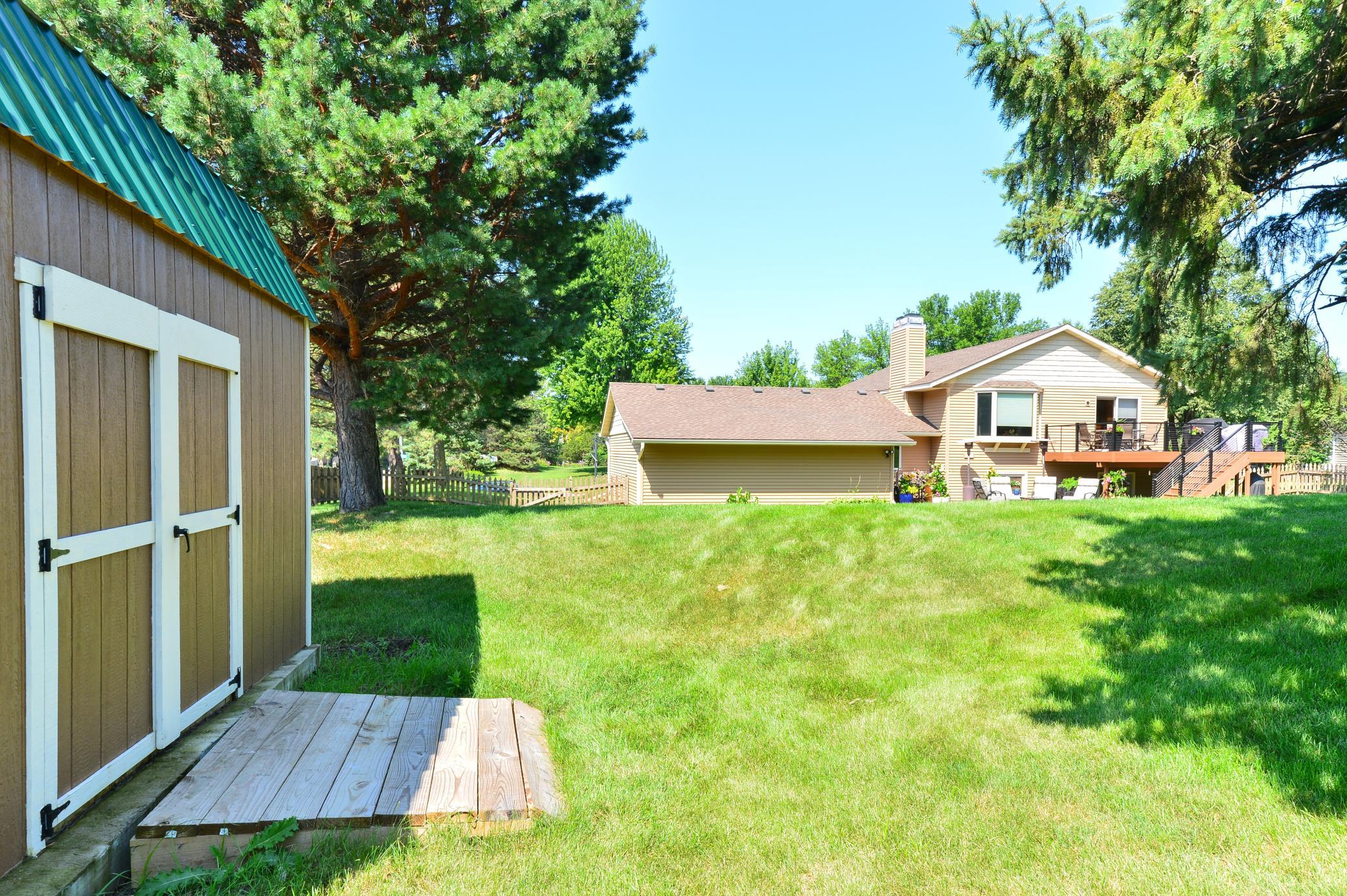 View of Residential at 17400 Barrington Court, Minnetonka MN 55345, Minnetonka (12 of 36) - Mike Wilen | Minnesota Team Real Estate
