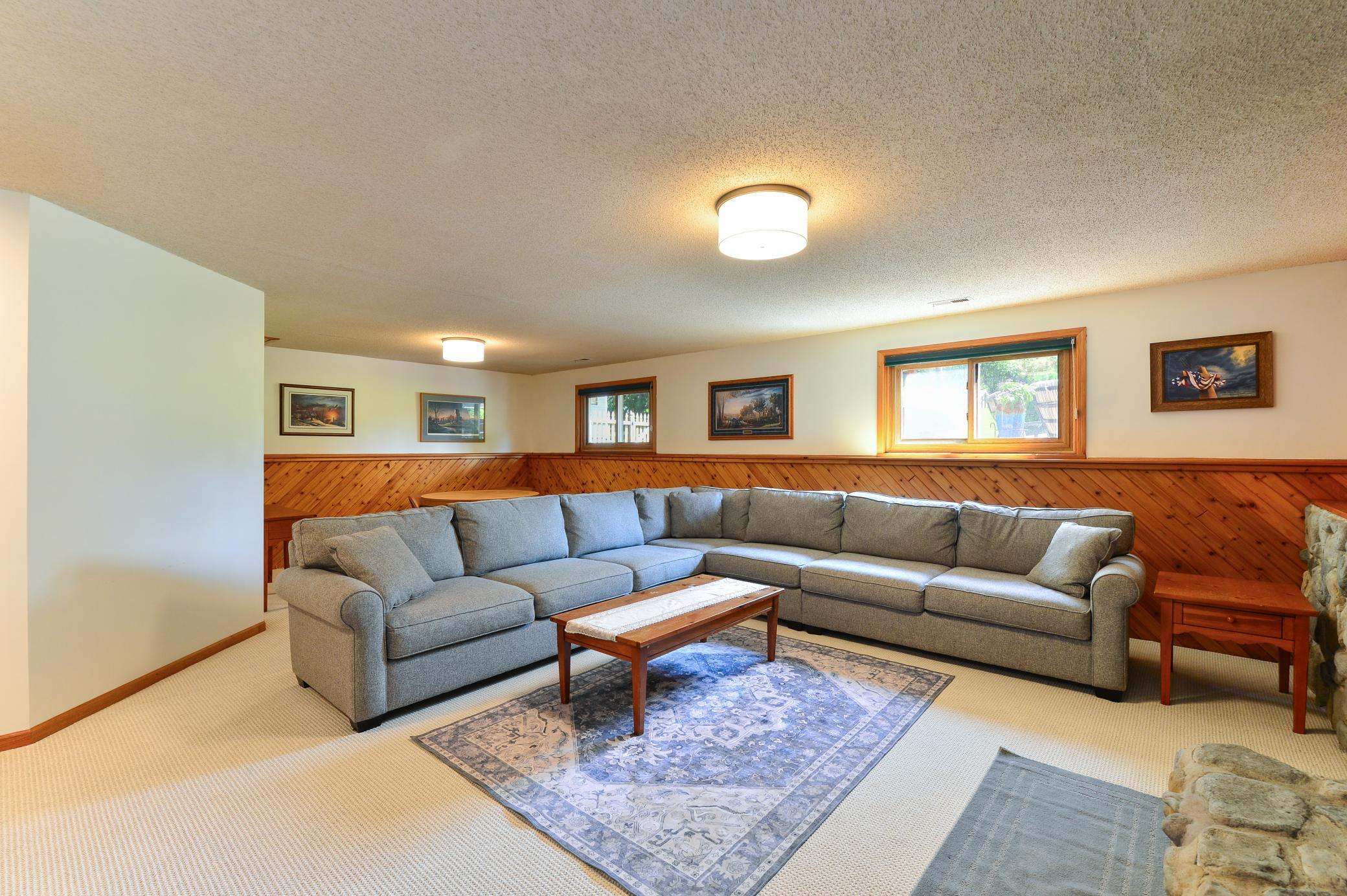 View of Residential at 17400 Barrington Court, Minnetonka MN 55345, Minnetonka (26 of 36) - Mike Wilen | Minnesota Team Real Estate