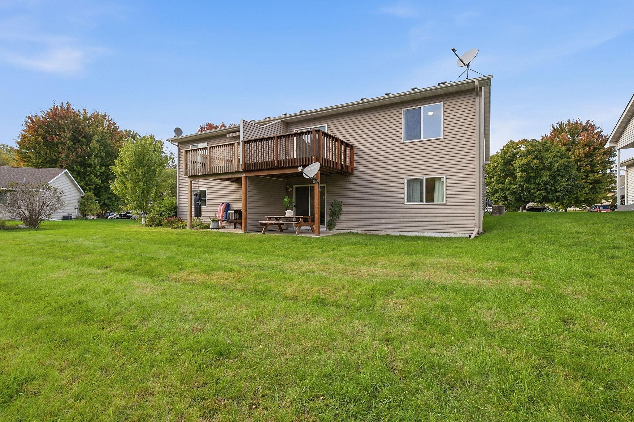View of Residential at 815 Ravoux Circle, Chaska MN 55318, Chaska (43 of 50) - Mike Wilen | Minnesota Team Real Estate