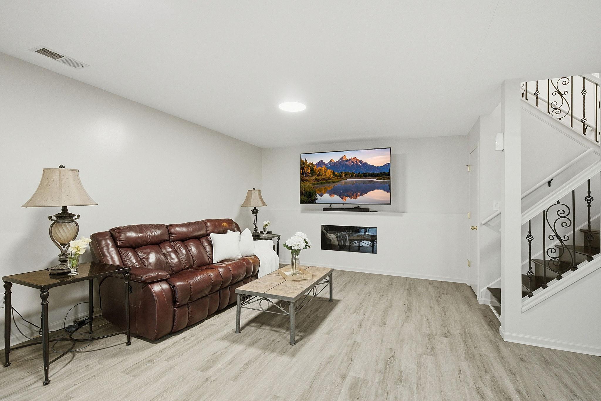 View of Residential at 815 Ravoux Circle, Chaska MN 55318, Chaska (30 of 50) - Mike Wilen | Minnesota Team Real Estate