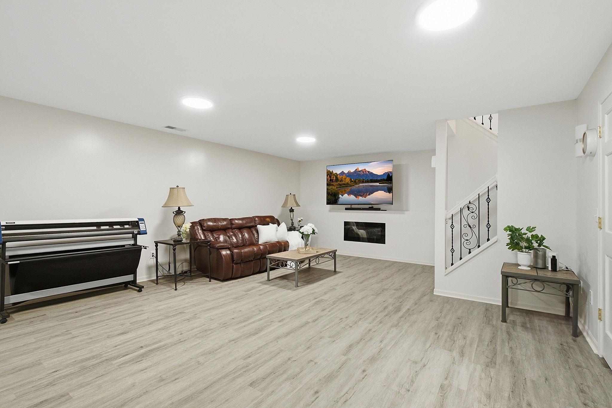 View of Residential at 815 Ravoux Circle, Chaska MN 55318, Chaska (29 of 50) - Mike Wilen | Minnesota Team Real Estate