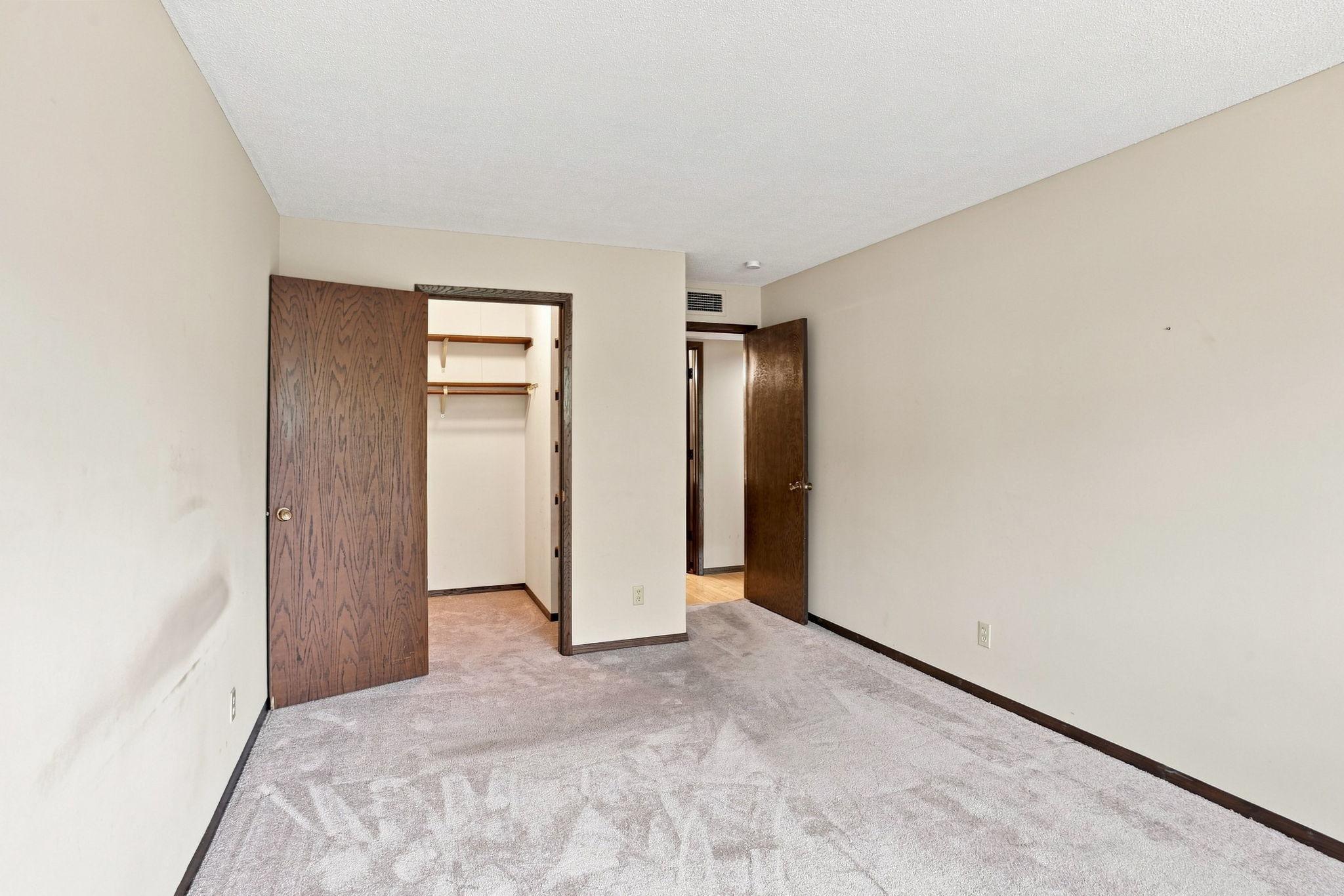 View of Residential at 2495 Canabury Drive #230, Little Canada MN 55117, Little Canada (21 of 29) - Mike Wilen | Minnesota Team Real Estate