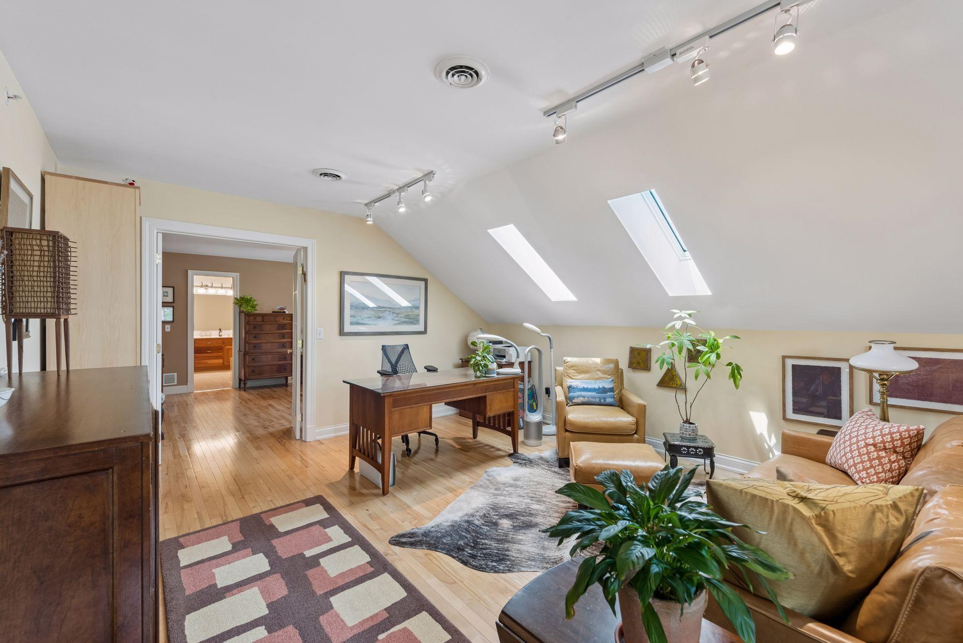 View of Residential at 1766 Girard Avenue #3, Minneapolis MN 55403, Minneapolis (8 of 20) - Mike Wilen | Minnesota Team Real Estate