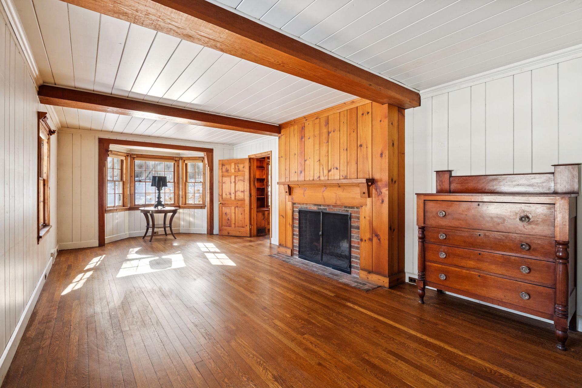 View of Single Family at 2740 Thomas Avenue, Minneapolis - Mike Wilen | Minnesota Team Real Estate