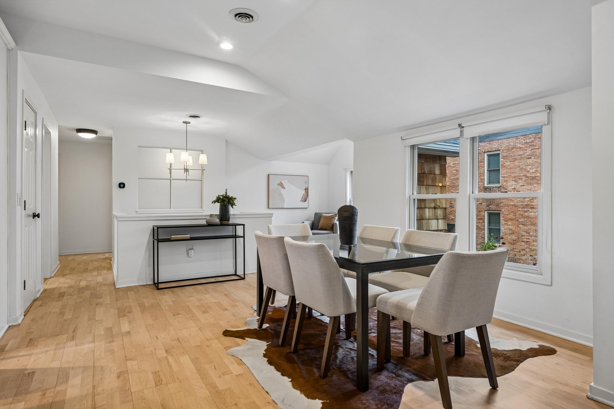 View of Residential at 2637 1/2 Humboldt Avenue, Minneapolis MN 55408, Minneapolis (7 of 35) - Mike Wilen | Minnesota Team Real Estate