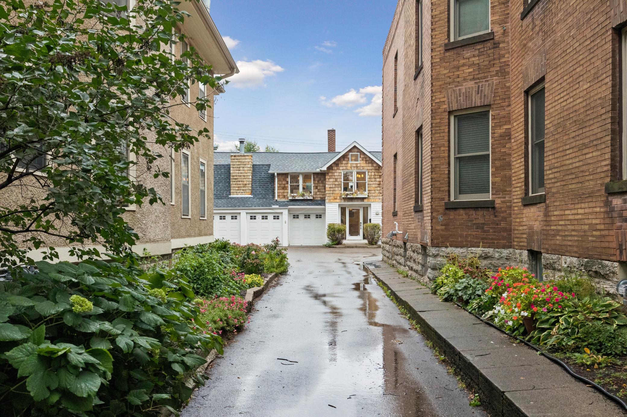 View of Residential at 2637 1/2 Humboldt Avenue, Minneapolis MN 55408, Minneapolis (34 of 35) - Mike Wilen | Minnesota Team Real Estate