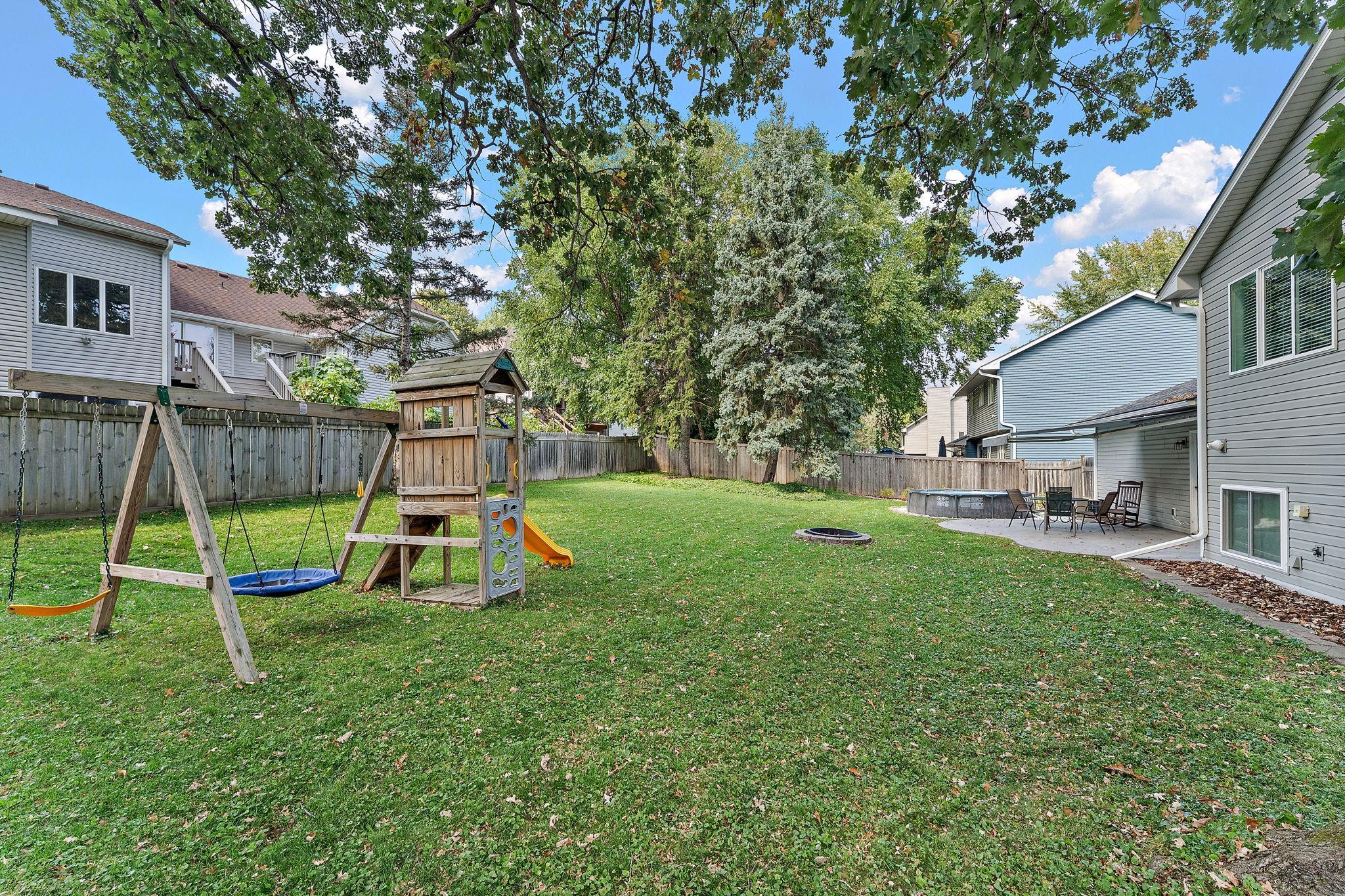 View of Residential at 2241 7th Street, North Saint Paul MN 55109, North Saint Paul (31 of 33) - Mike Wilen | Minnesota Team Real Estate