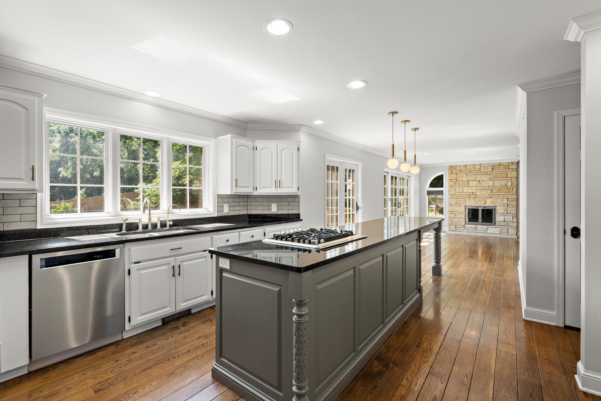 View of Residential at 1504 Fairfield Road, Minnetonka MN 55305, Minnetonka (11 of 46) - Mike Wilen | Minnesota Team Real Estate