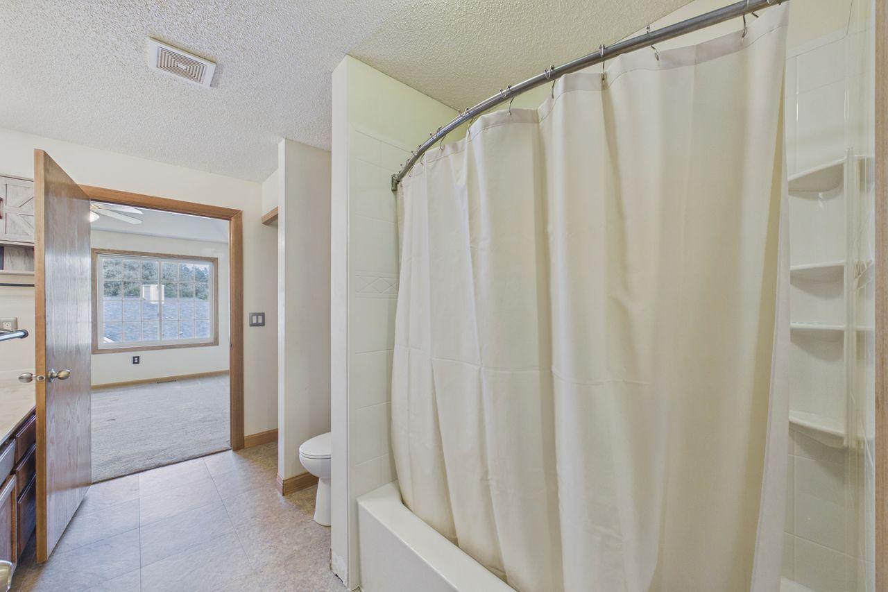View of Residential at 182 Emerson Avenue, West Saint Paul MN 55118, West Saint Paul (13 of 22) - Mike Wilen | Minnesota Team Real Estate