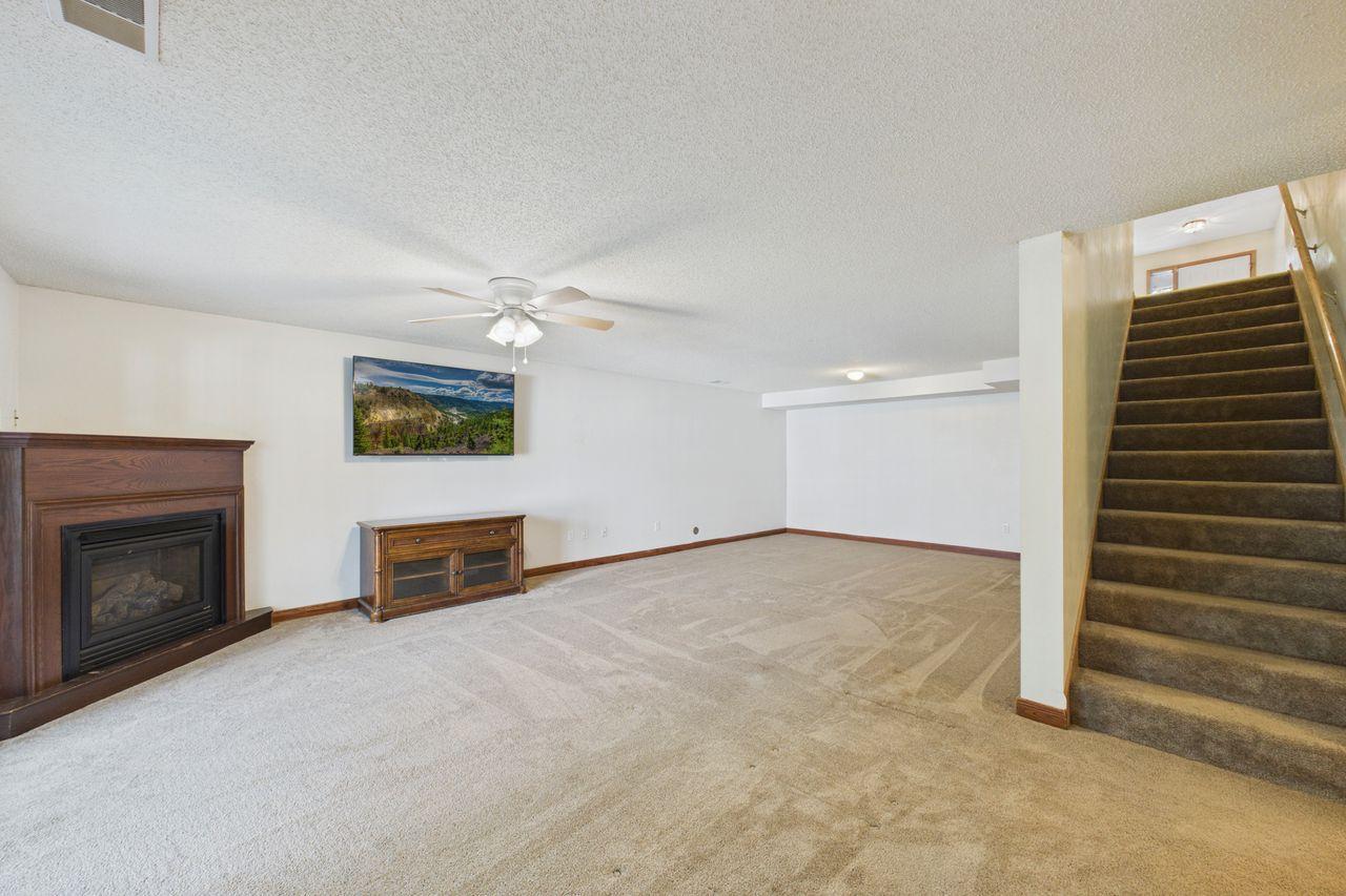 View of Residential at 182 Emerson Avenue, West Saint Paul MN 55118, West Saint Paul (16 of 22) - Mike Wilen | Minnesota Team Real Estate