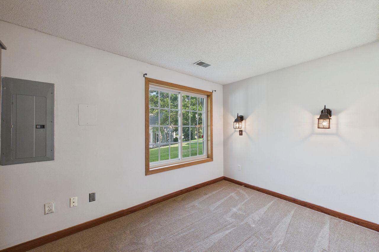 View of Residential at 182 Emerson Avenue, West Saint Paul MN 55118, West Saint Paul (18 of 22) - Mike Wilen | Minnesota Team Real Estate