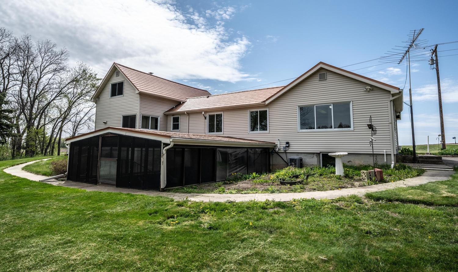 View of Residential Income at 5191 280th Street, Northfield MN 55057, Northfield (12 of 48) - Mike Wilen | Minnesota Team Real Estate