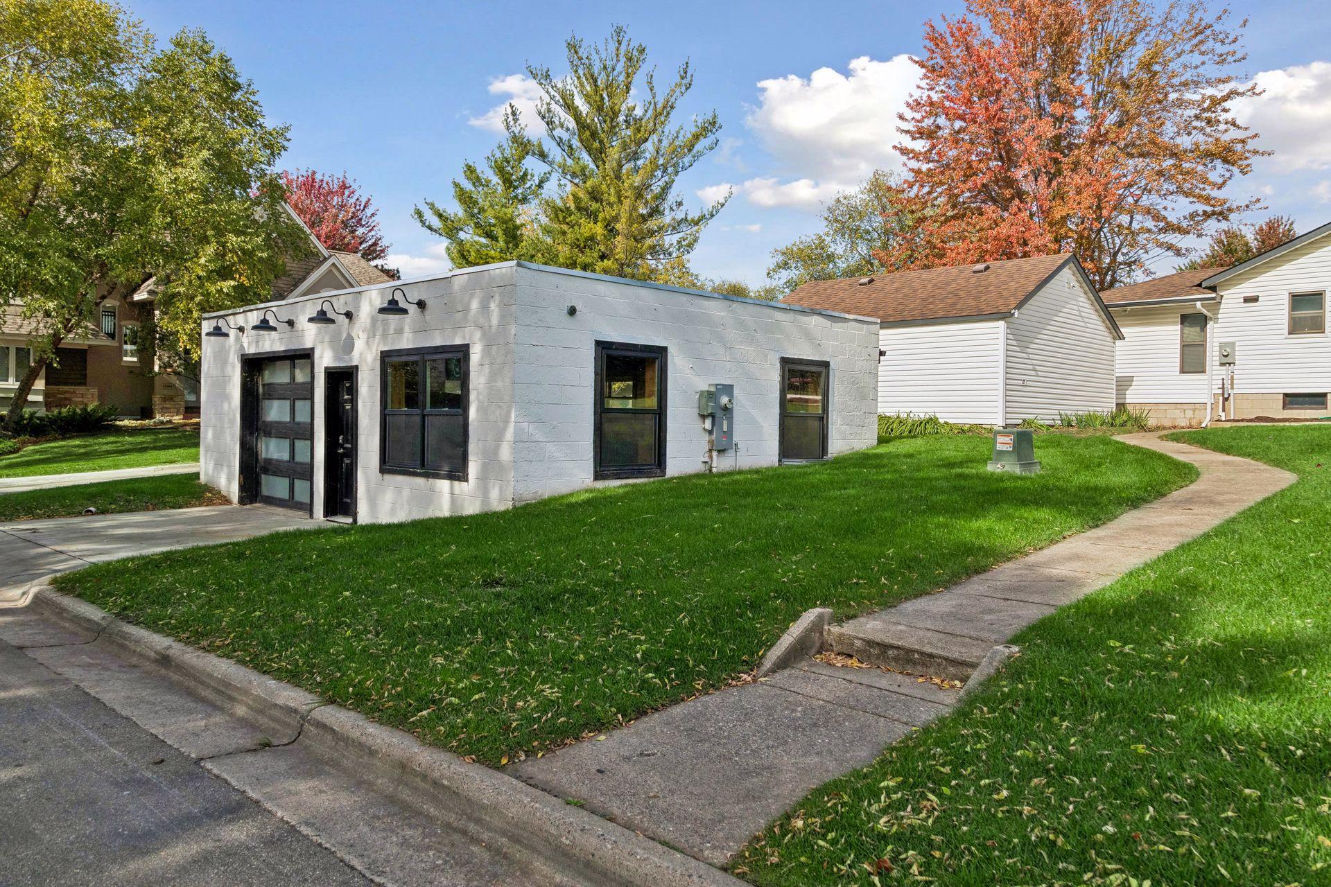 View of Residential at 15601 Martin Drive, Burnsville MN 55306, Burnsville (37 of 48) - Mike Wilen | Minnesota Team Real Estate
