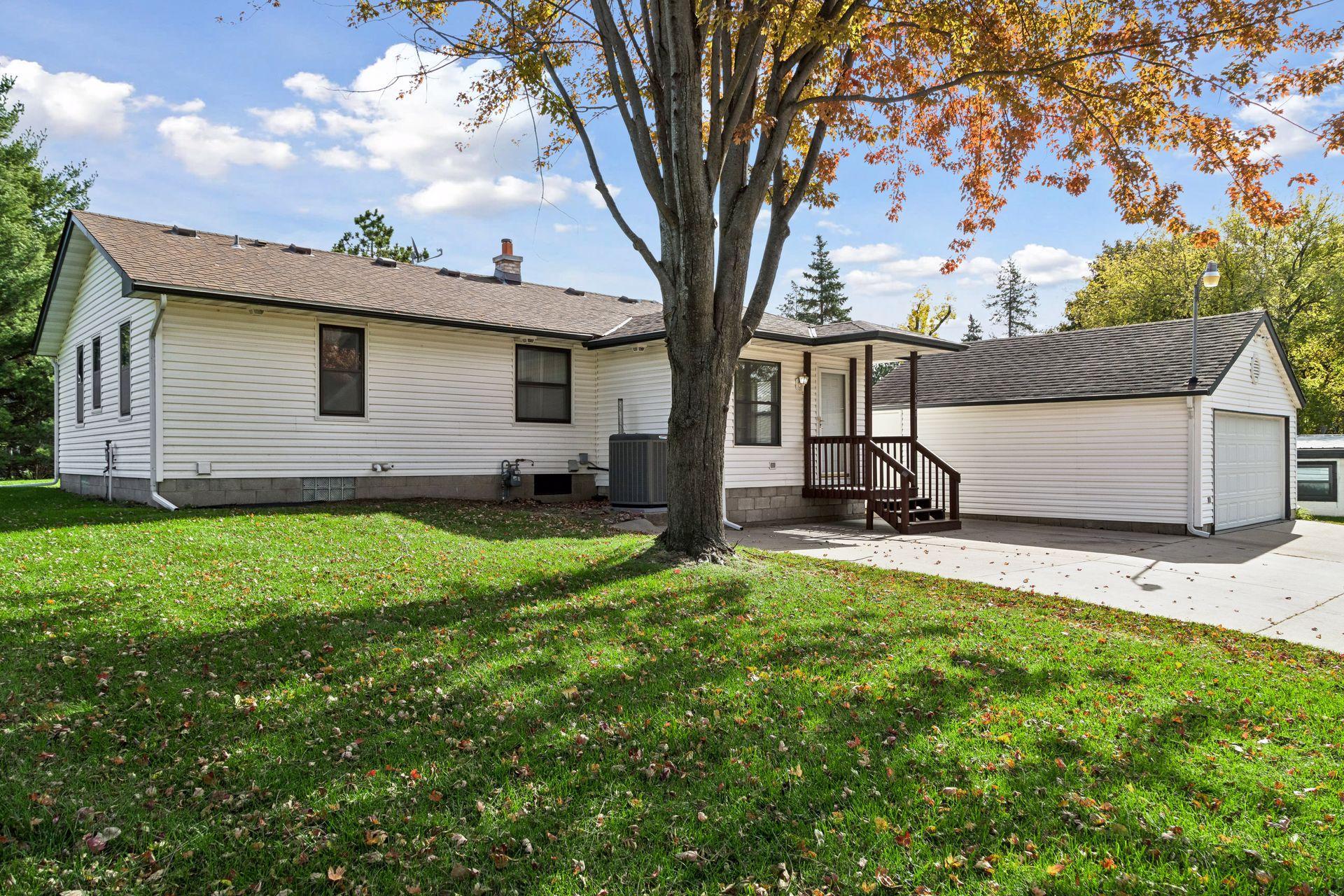 View of Residential at 15601 Martin Drive, Burnsville MN 55306, Burnsville (4 of 48) - Mike Wilen | Minnesota Team Real Estate