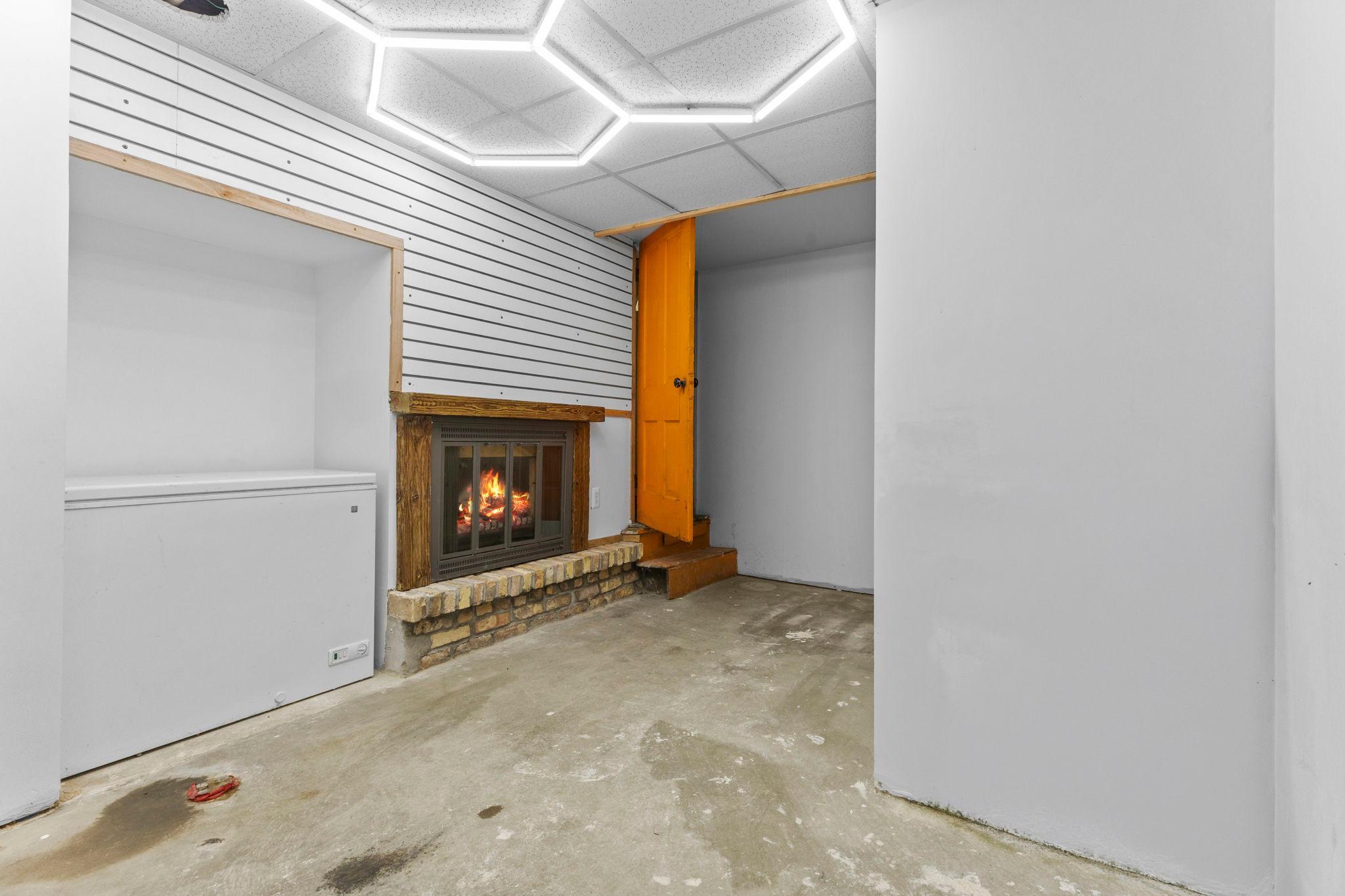 View of Residential at 2226 Fremont Avenue, Minneapolis MN 55411, Minneapolis (24 of 36) - Mike Wilen | Minnesota Team Real Estate