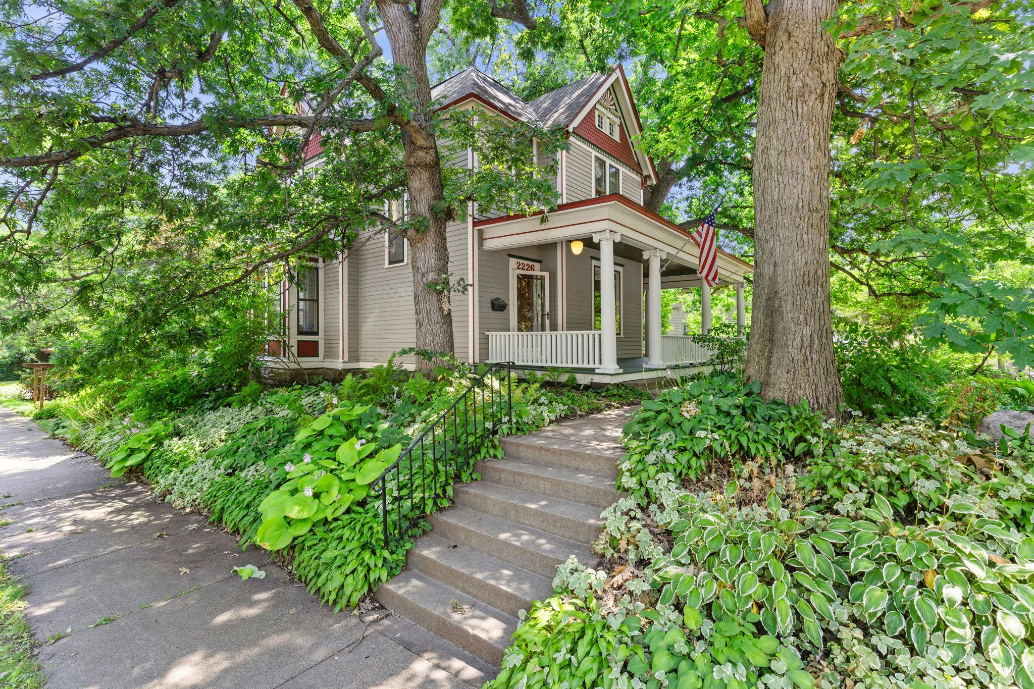 View of Residential at 2226 Fremont Avenue, Minneapolis MN 55411, Minneapolis (26 of 36) - Mike Wilen | Minnesota Team Real Estate