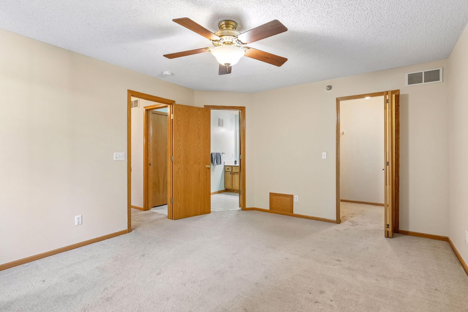 View of Residential at 8271 Kimball Drive, Eden Prairie MN 55347, Eden Prairie (16 of 28) - Mike Wilen | Minnesota Team Real Estate