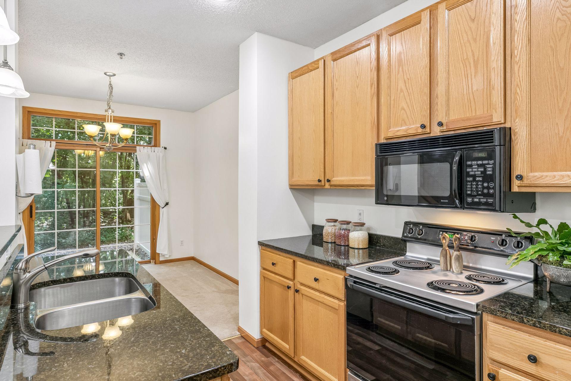 View of Residential at 8271 Kimball Drive, Eden Prairie MN 55347, Eden Prairie (11 of 28) - Mike Wilen | Minnesota Team Real Estate