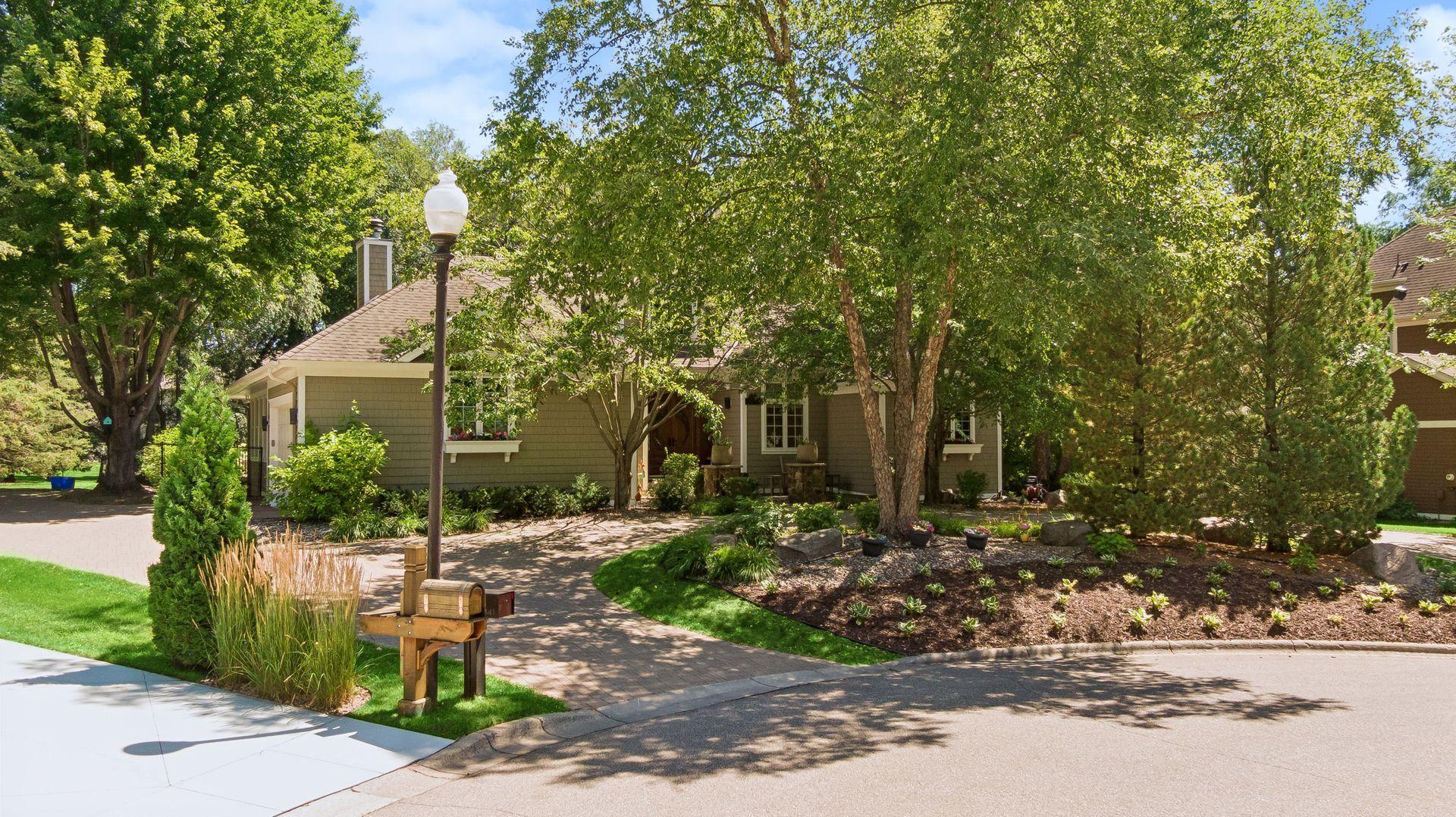 View of Residential at 2841 Ella Lane, Minnetonka MN 55305, Minnetonka (61 of 71) - Mike Wilen | Minnesota Team Real Estate