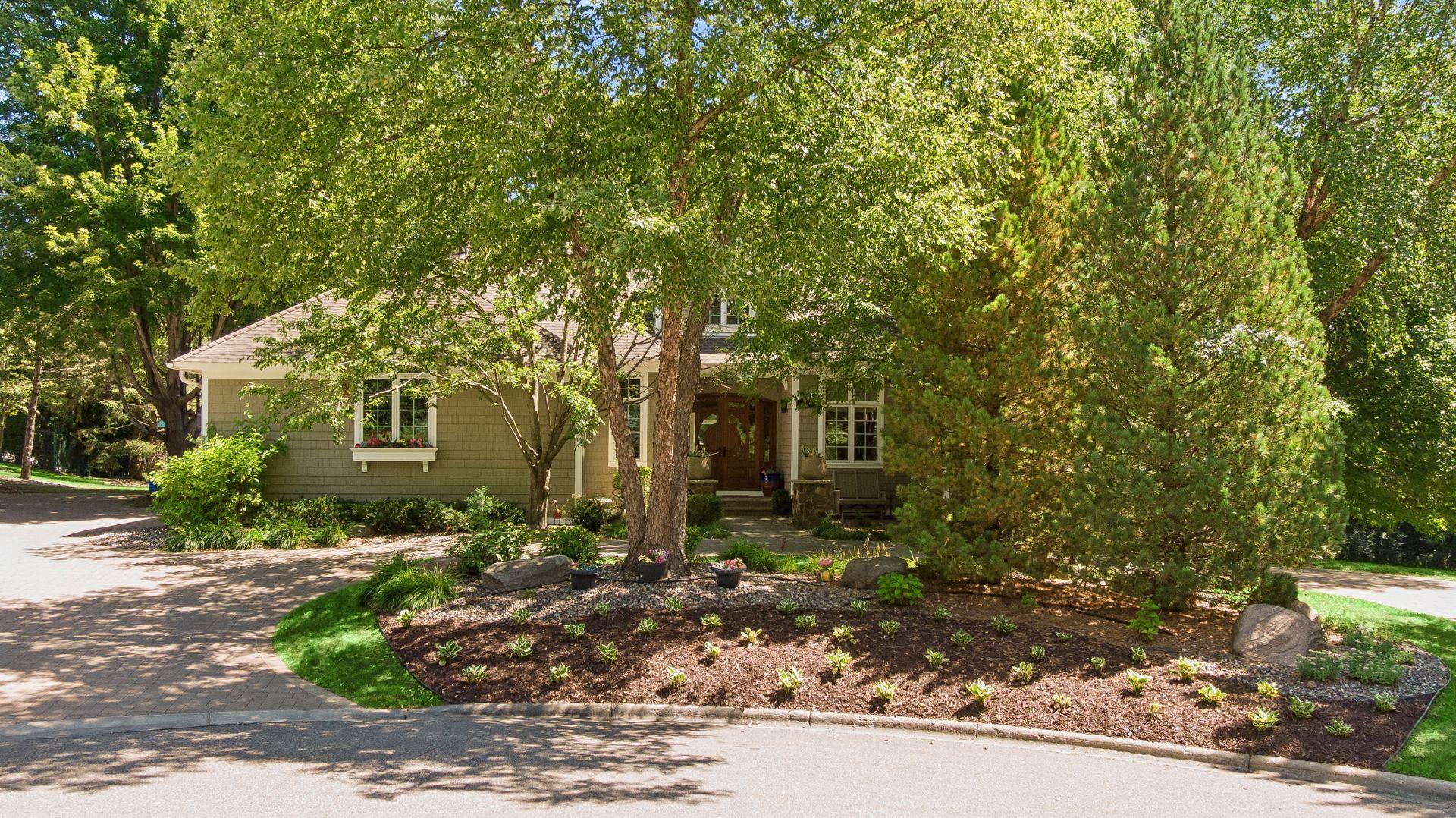 View of Residential at 2841 Ella Lane, Minnetonka MN 55305, Minnetonka (60 of 71) - Mike Wilen | Minnesota Team Real Estate