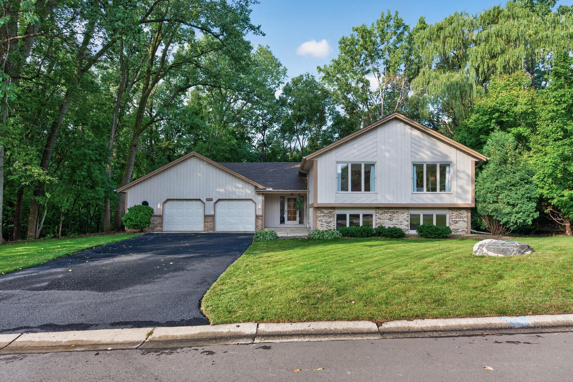 View of Residential at 7390 130th Street, Apple Valley MN 55124, Apple Valley (4 of 49) - Mike Wilen | Minnesota Team Real Estate
