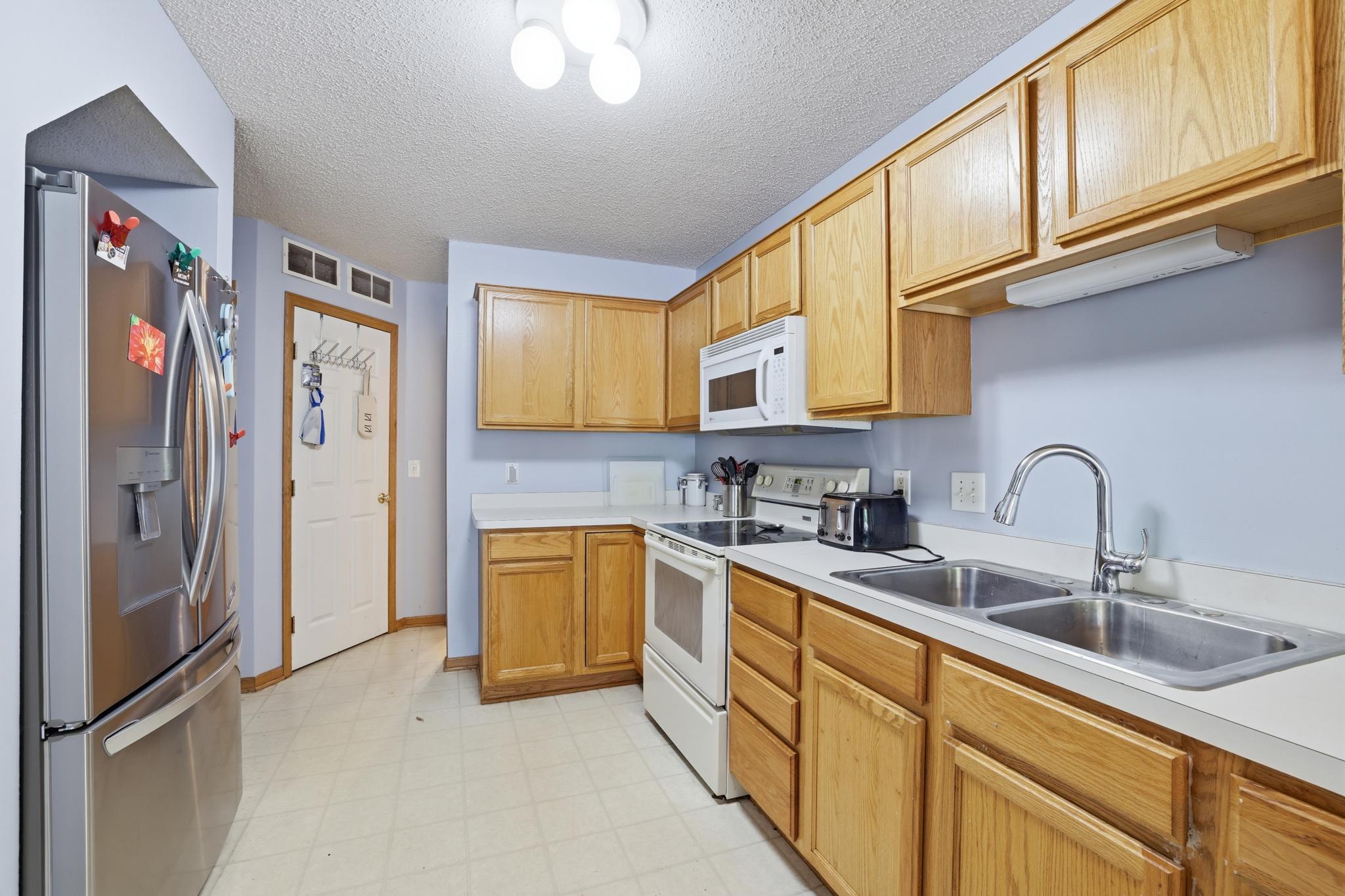 View of Residential at 20587 Abbey Lane #150, Farmington MN 55024, Farmington (12 of 22) - Mike Wilen | Minnesota Team Real Estate
