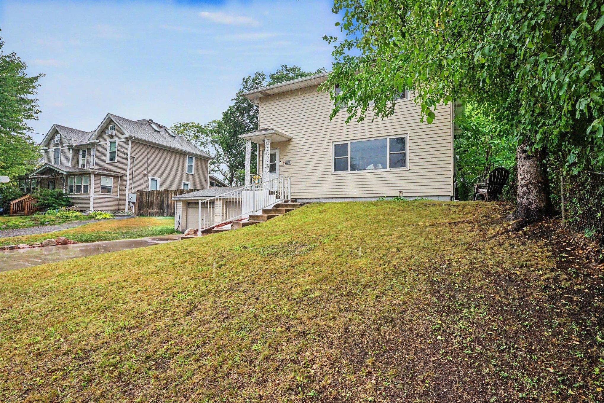 View of Residential Income at 1680 Burns Avenue, Saint Paul MN 55106, Saint Paul (20 of 26) - Mike Wilen | Minnesota Team Real Estate