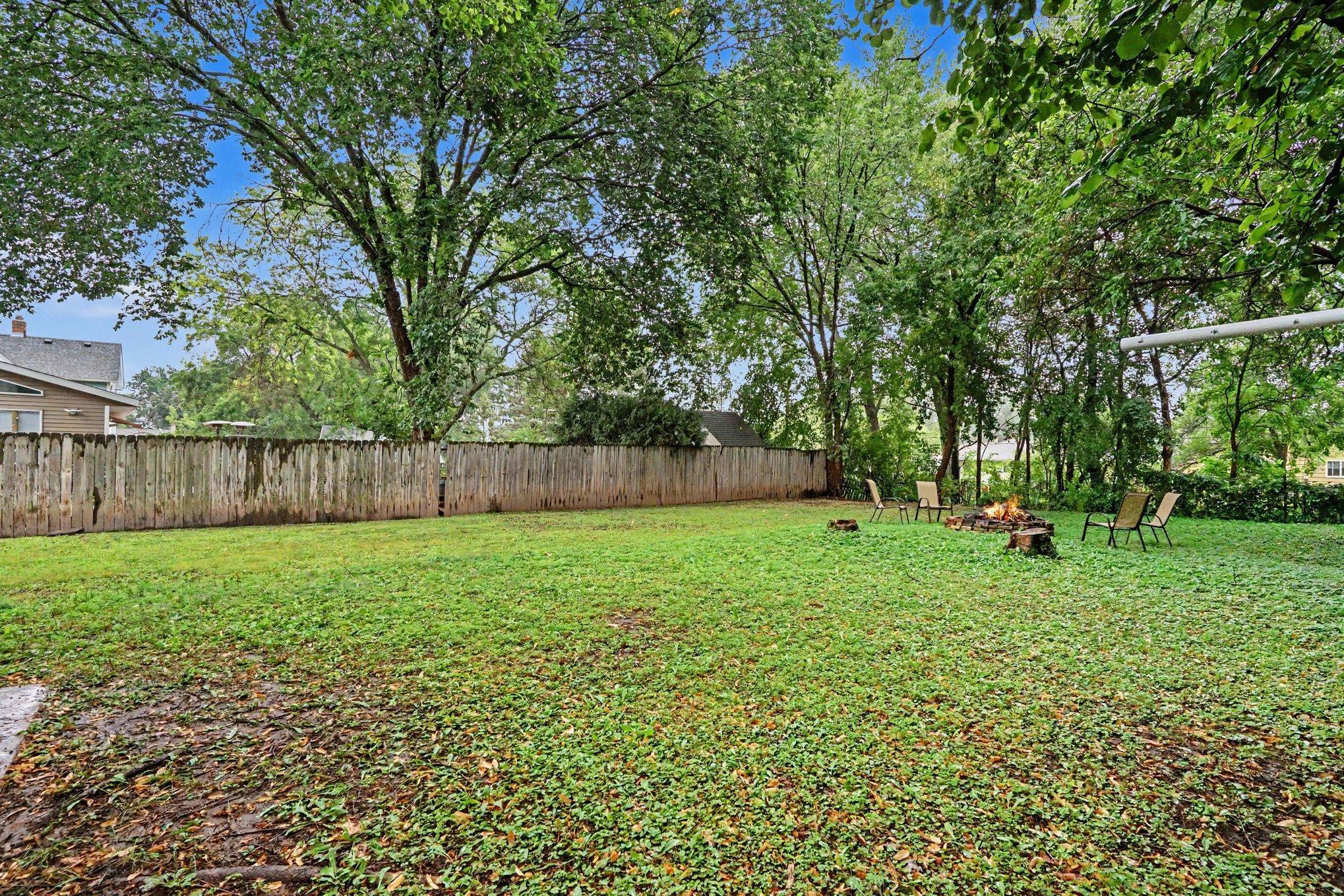 View of Residential Income at 1680 Burns Avenue, Saint Paul MN 55106, Saint Paul (19 of 26) - Mike Wilen | Minnesota Team Real Estate